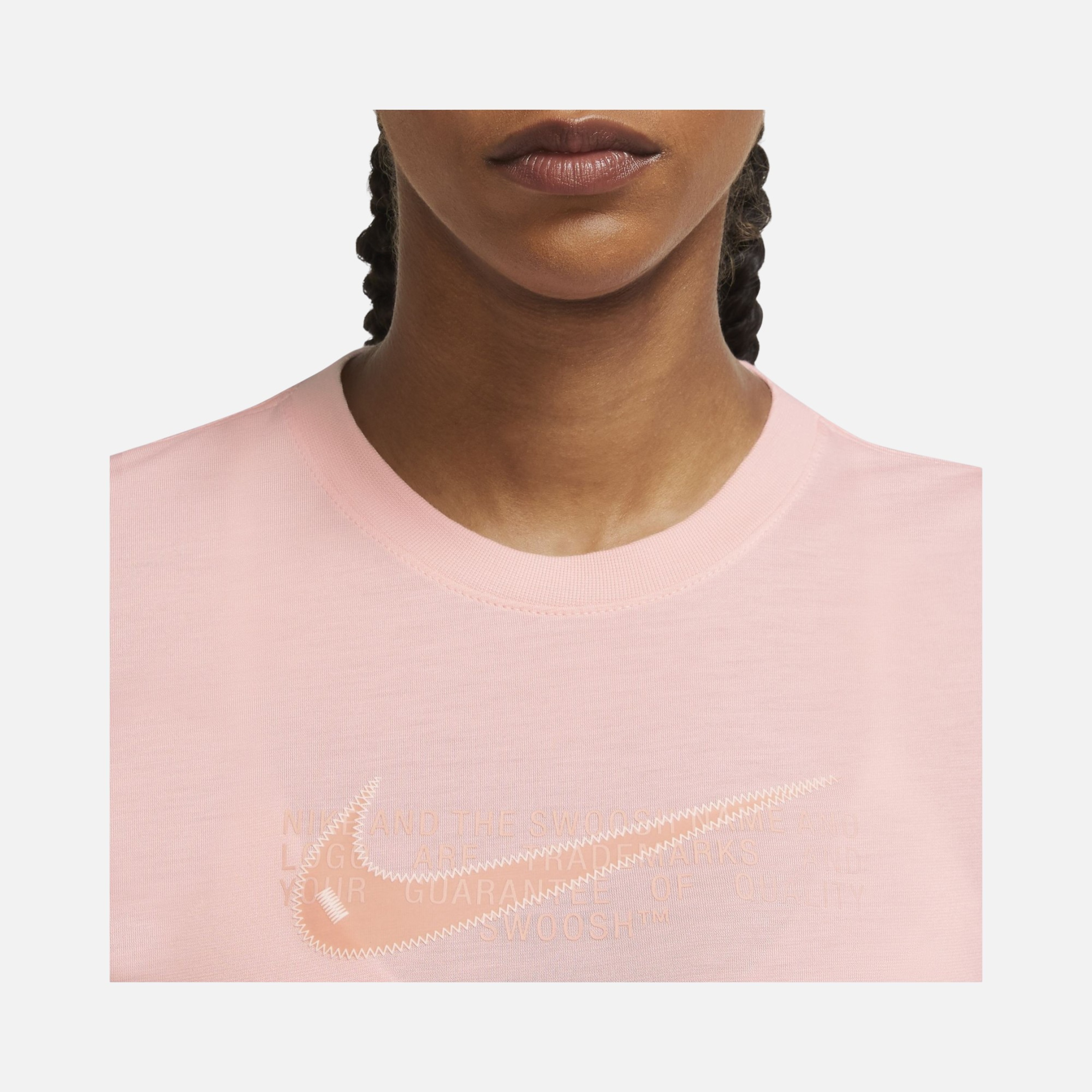 Nike Sportswear Slim Cropped Swoosh Short-Sleeve Kadın Tişört