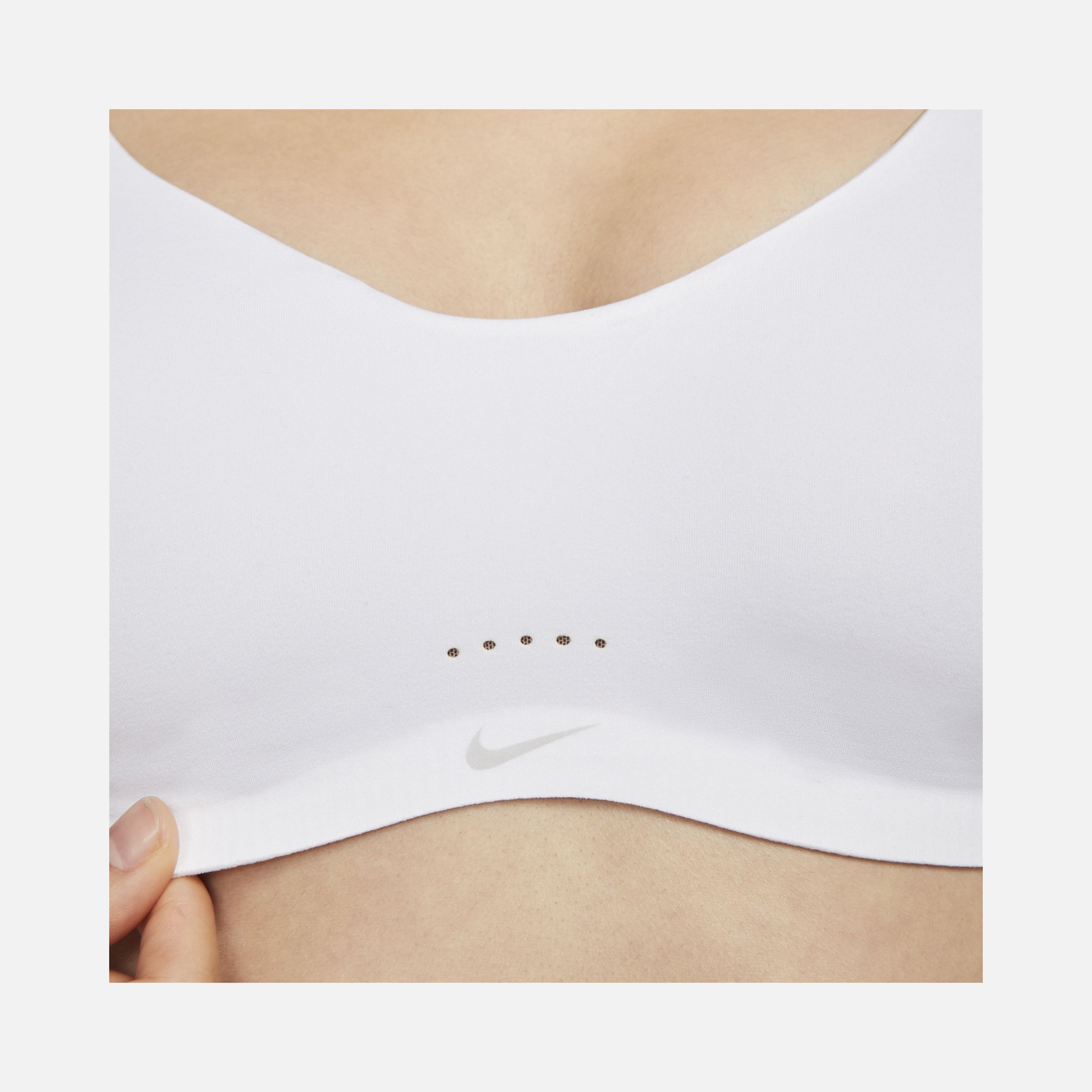 Nike Alate Minimalist Light-Support Padded Kadın Bra