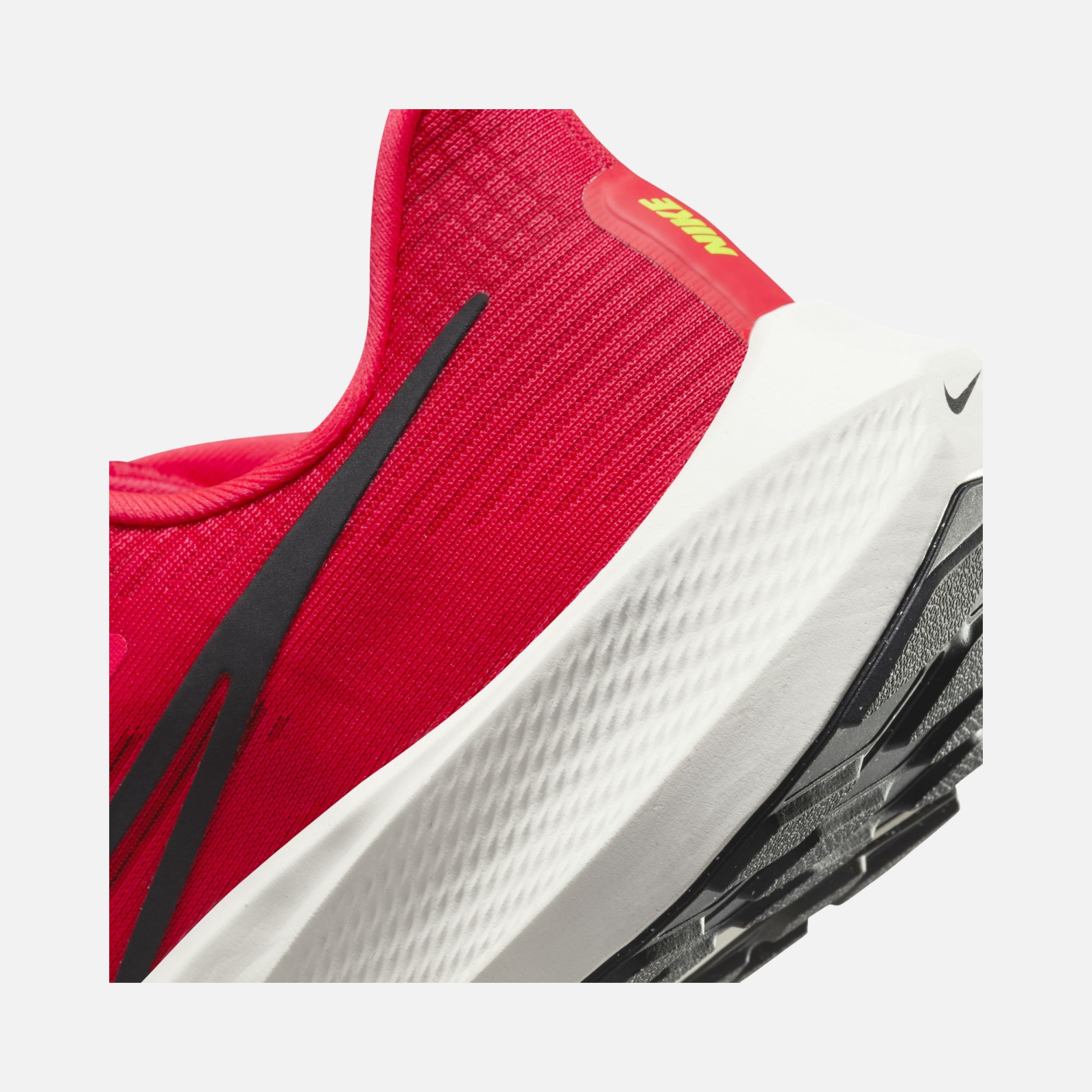 Nike Air Zoom Pegasus 39 Road Running Erkek Spor Ayakkabı