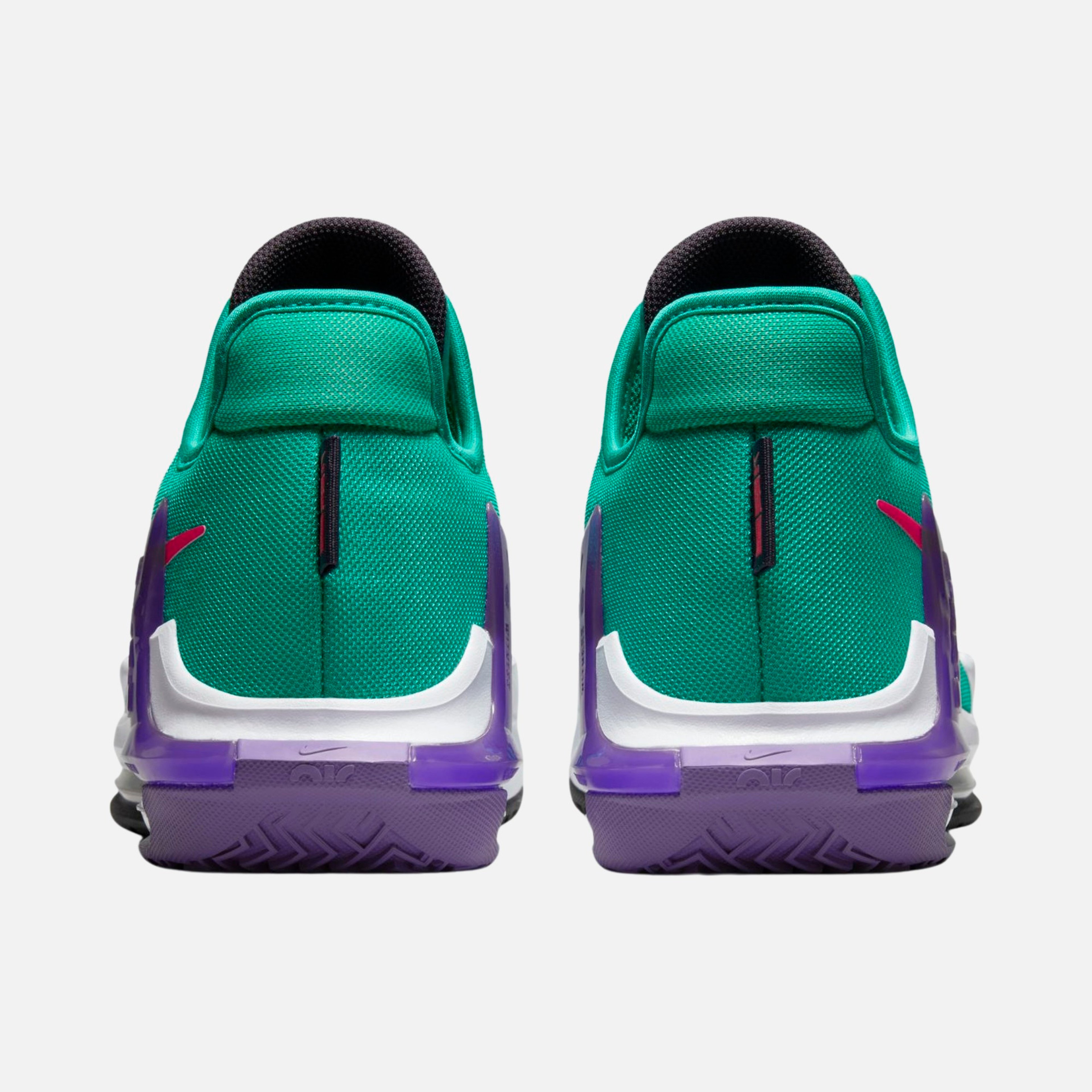 Nike LeBron James Witness VI Erkek Basketbol Ayakkabısı