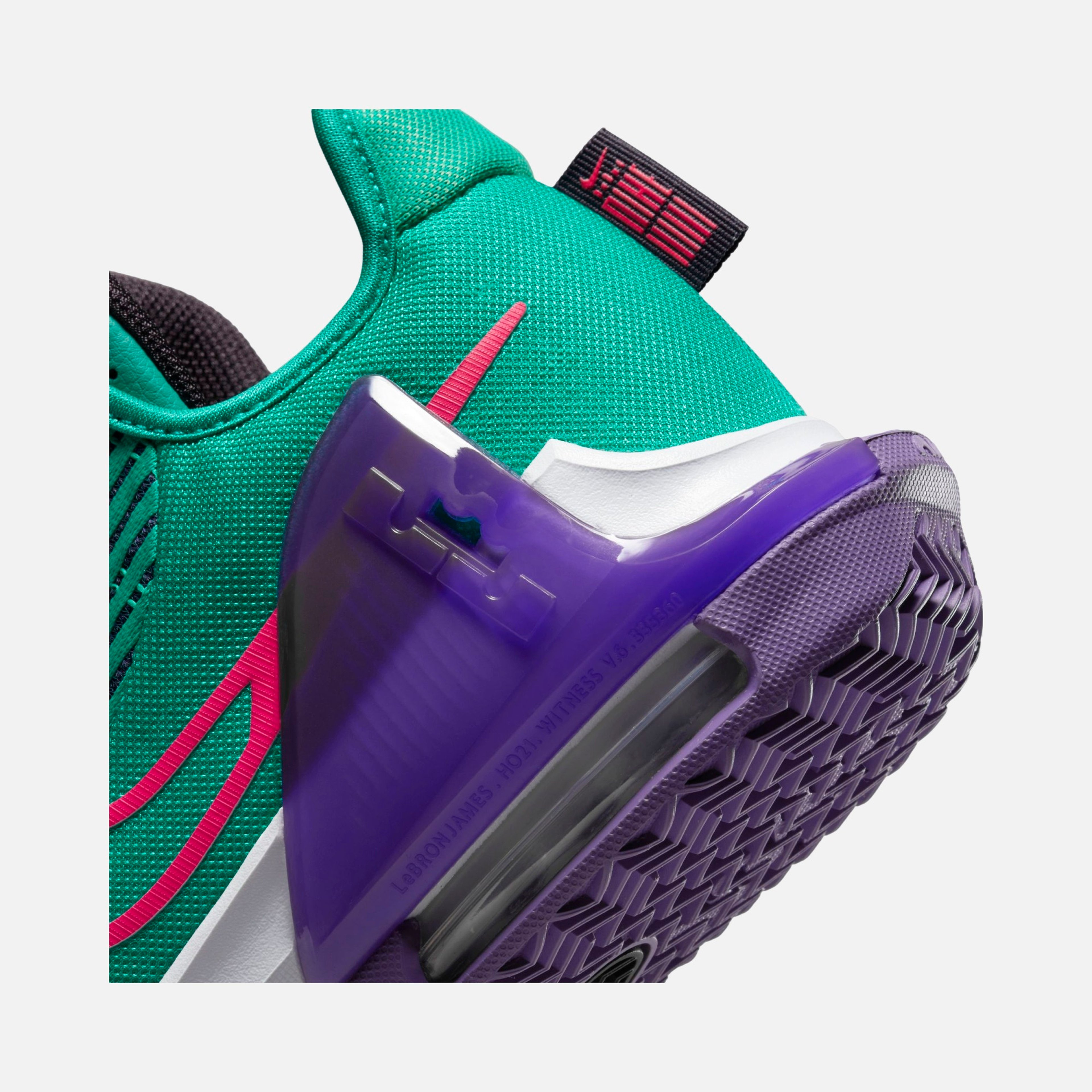 Nike LeBron James Witness VI Erkek Basketbol Ayakkabısı