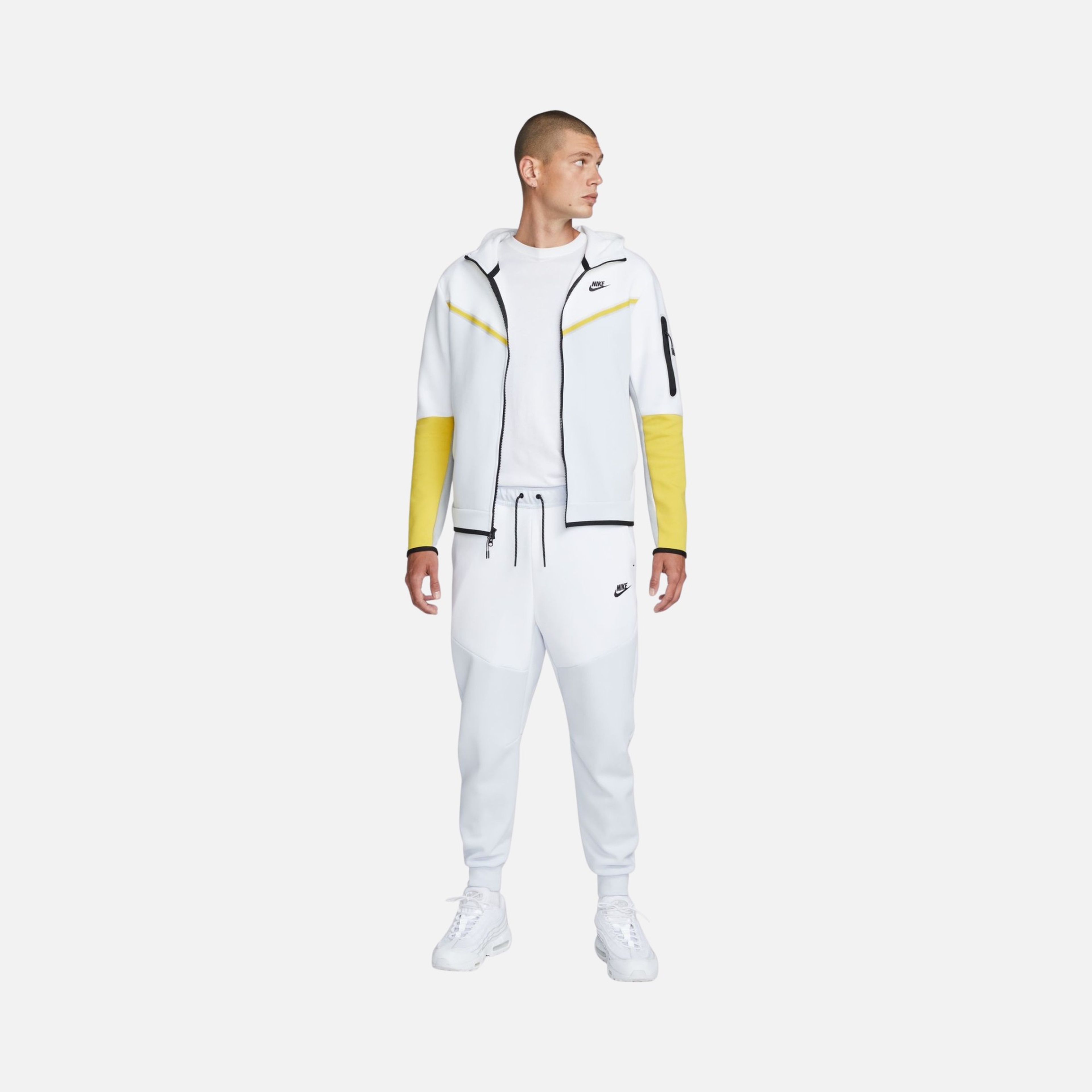 Nike Sportswear Tech Fleece Jogger Erkek Eşofman Altı