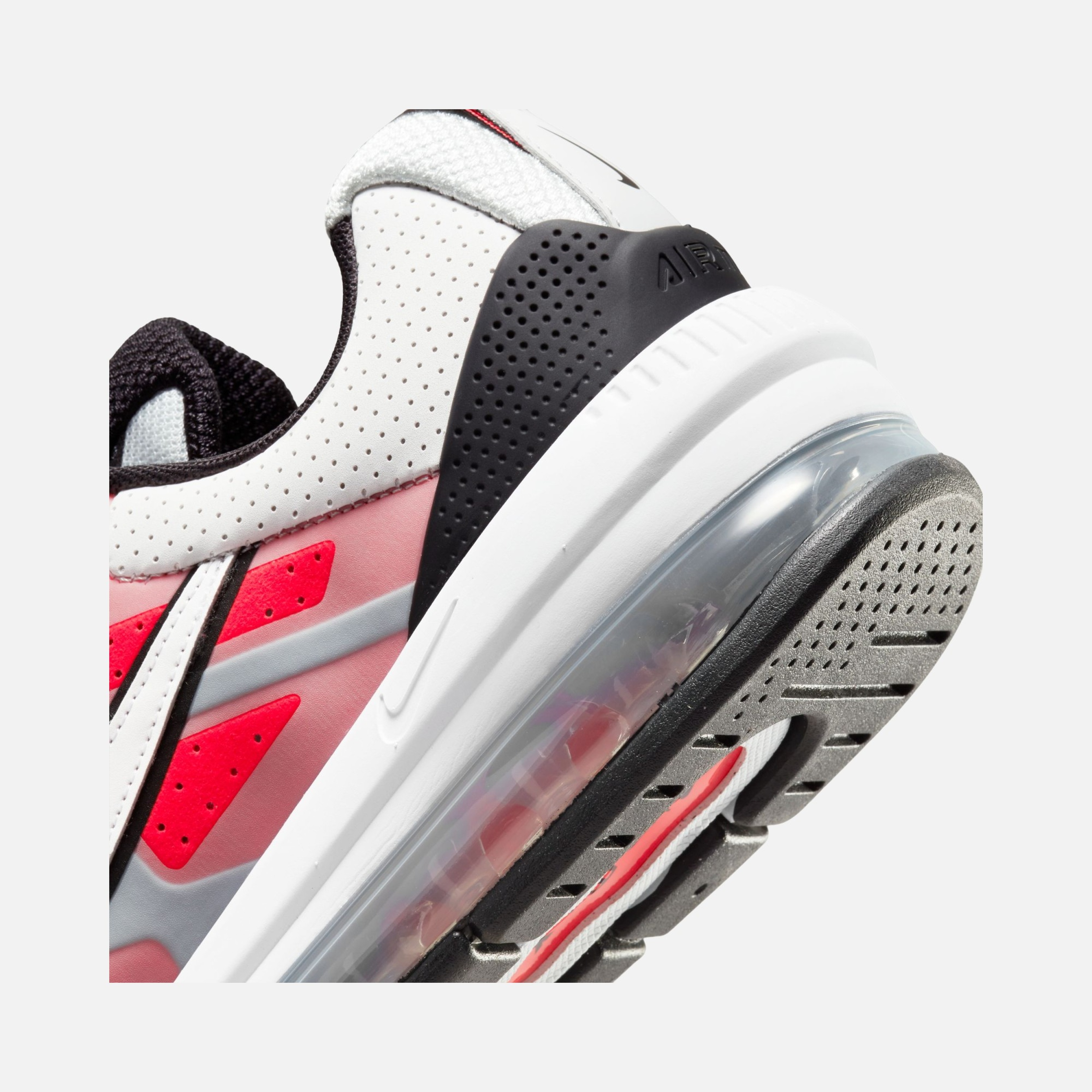 Nike Air Max Genome SS22 Erkek Spor Ayakkabı