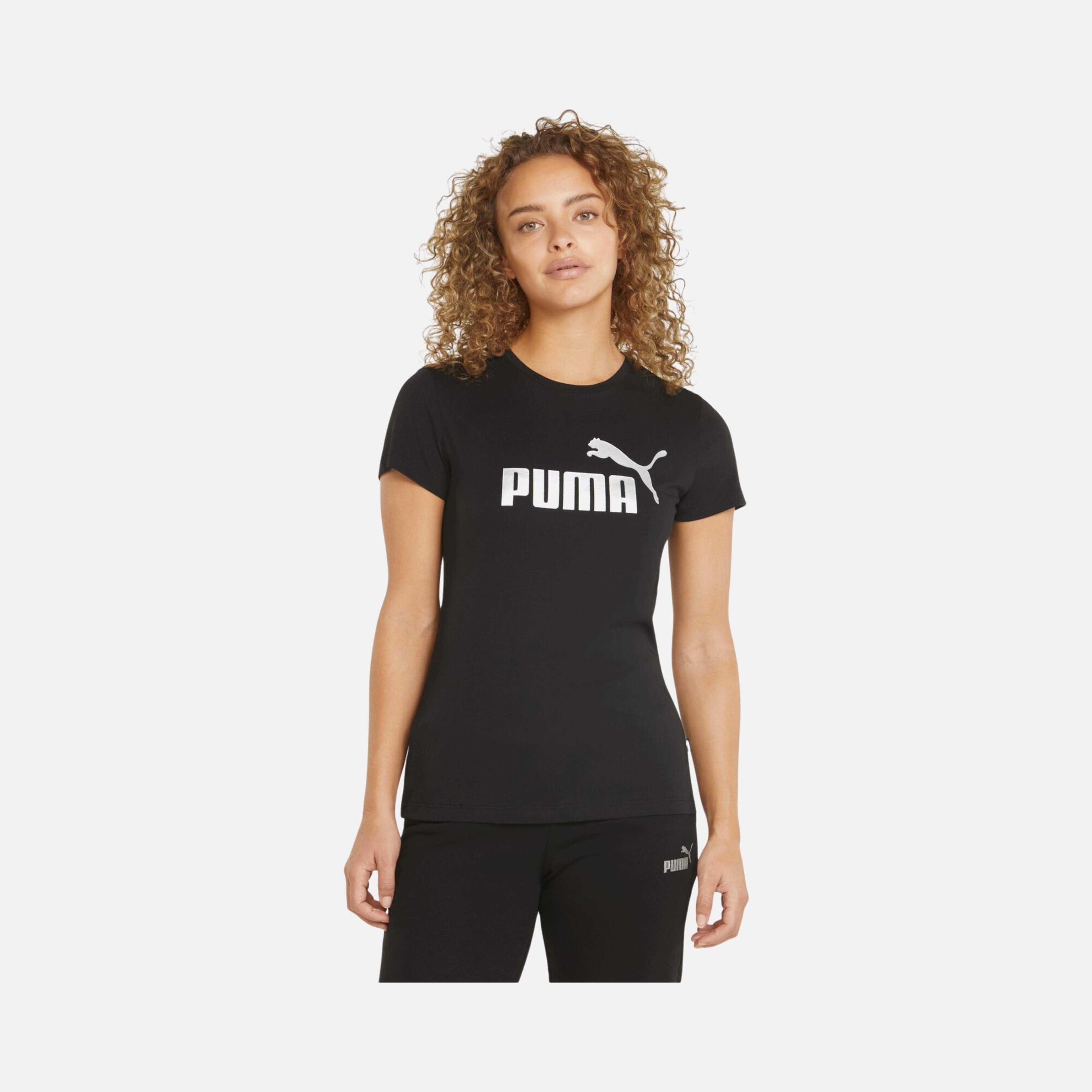 Puma Sportswear Essentials Logo Short-Sleeve Kadın Tişört