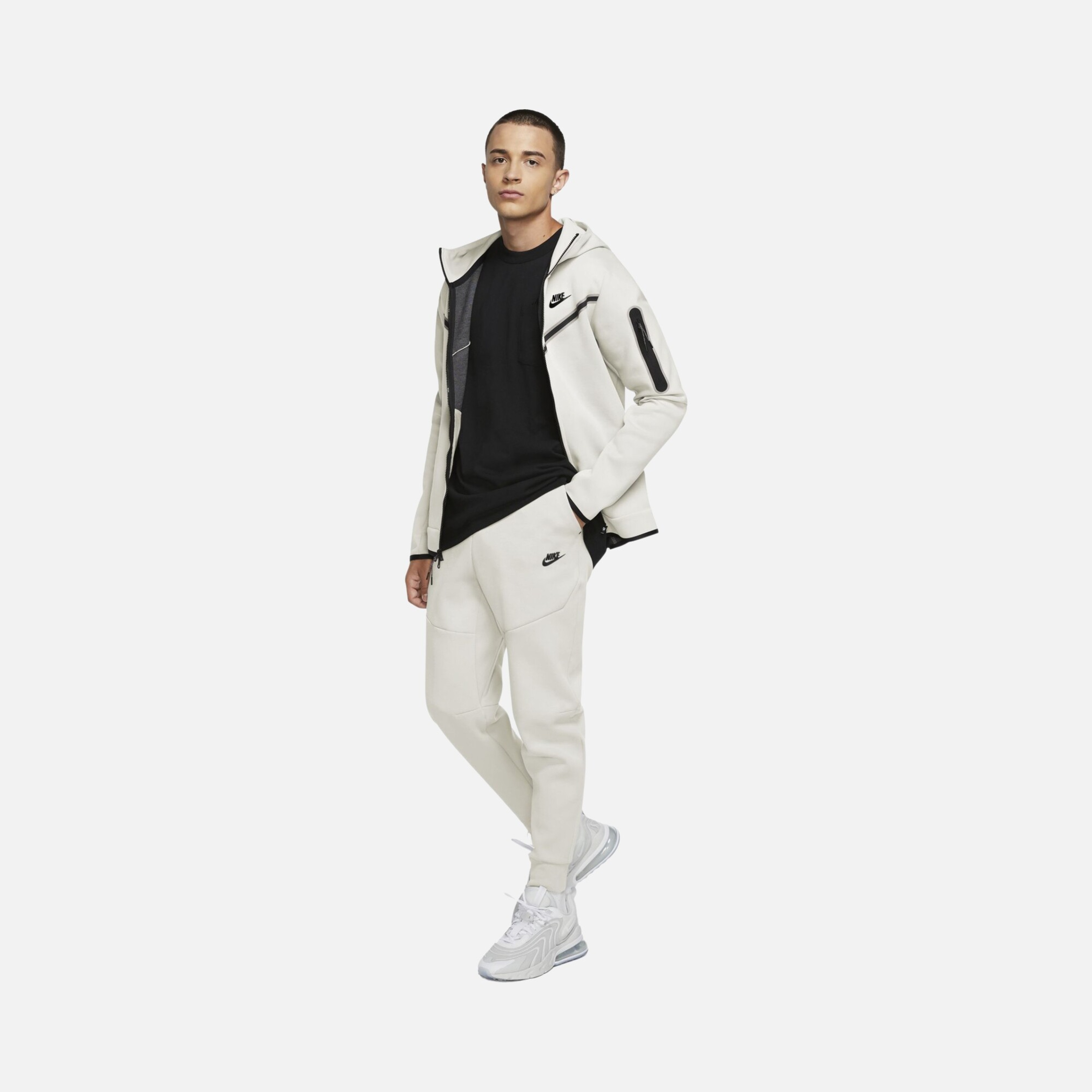 Nike Sportswear Tech Fleece Jogger Erkek Eşofman Altı