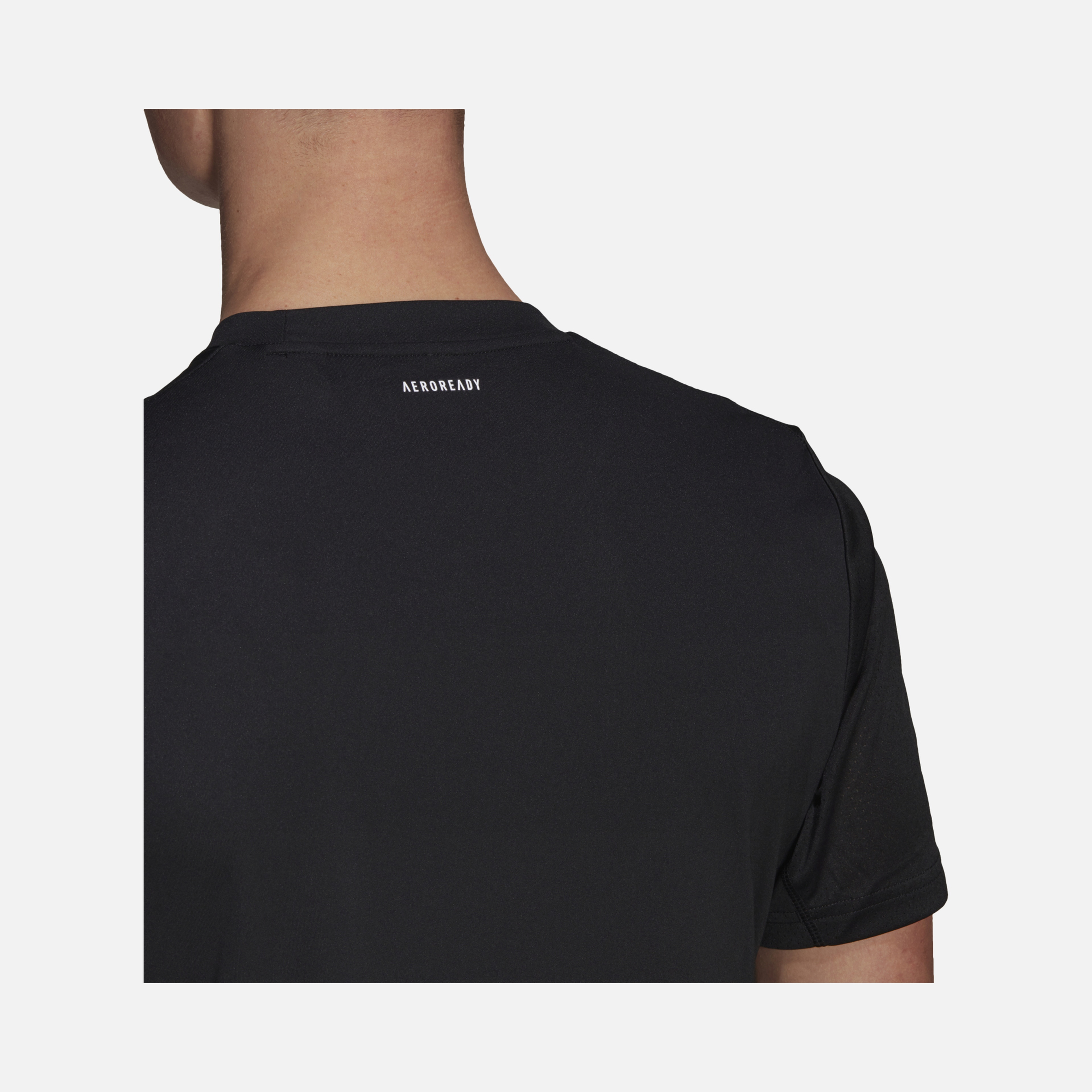 adidas Club Tennis 3-Stripes Short-Sleeve Erkek Tişört