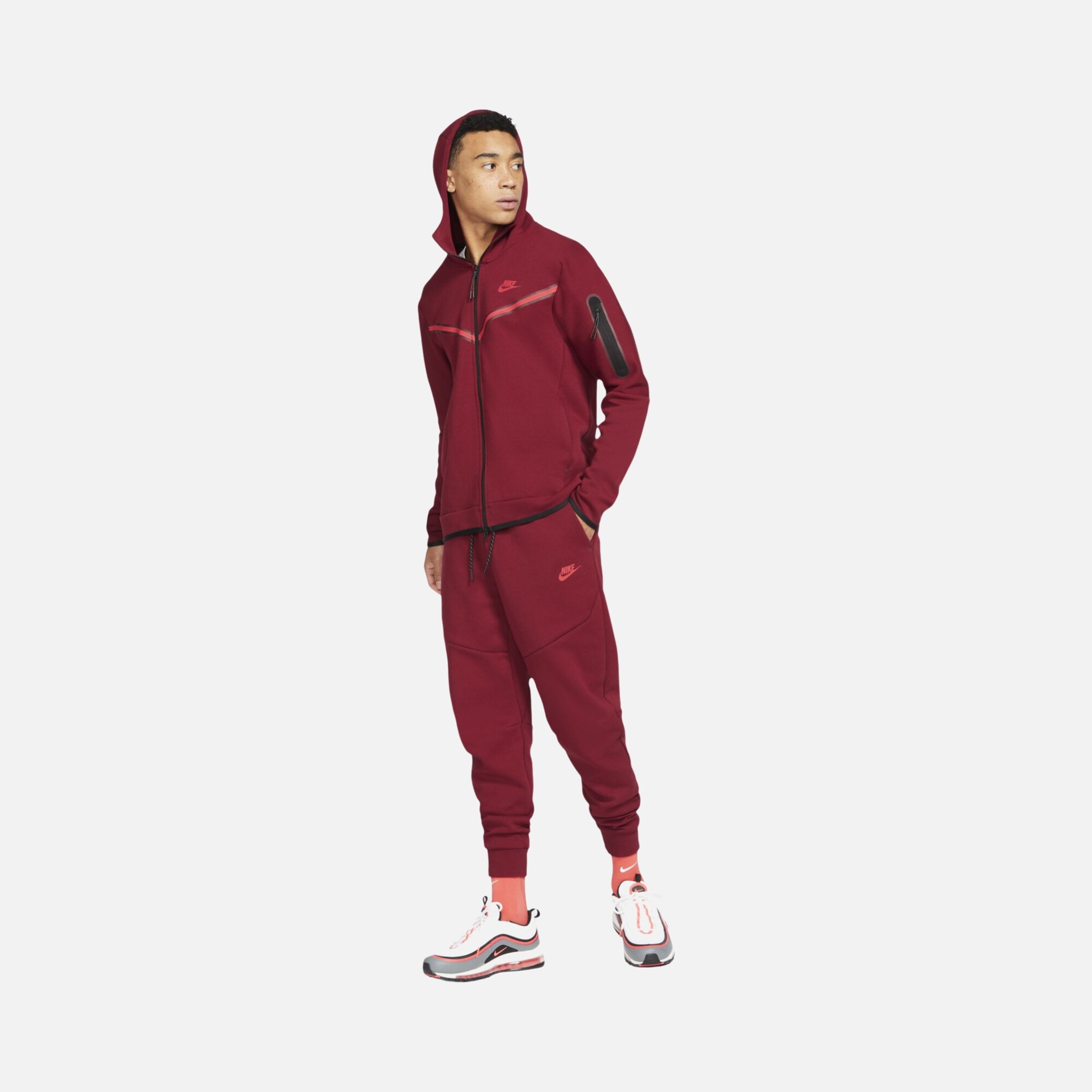 Nike Sportswear Tech Fleece Jogger Erkek Eşofman Altı
