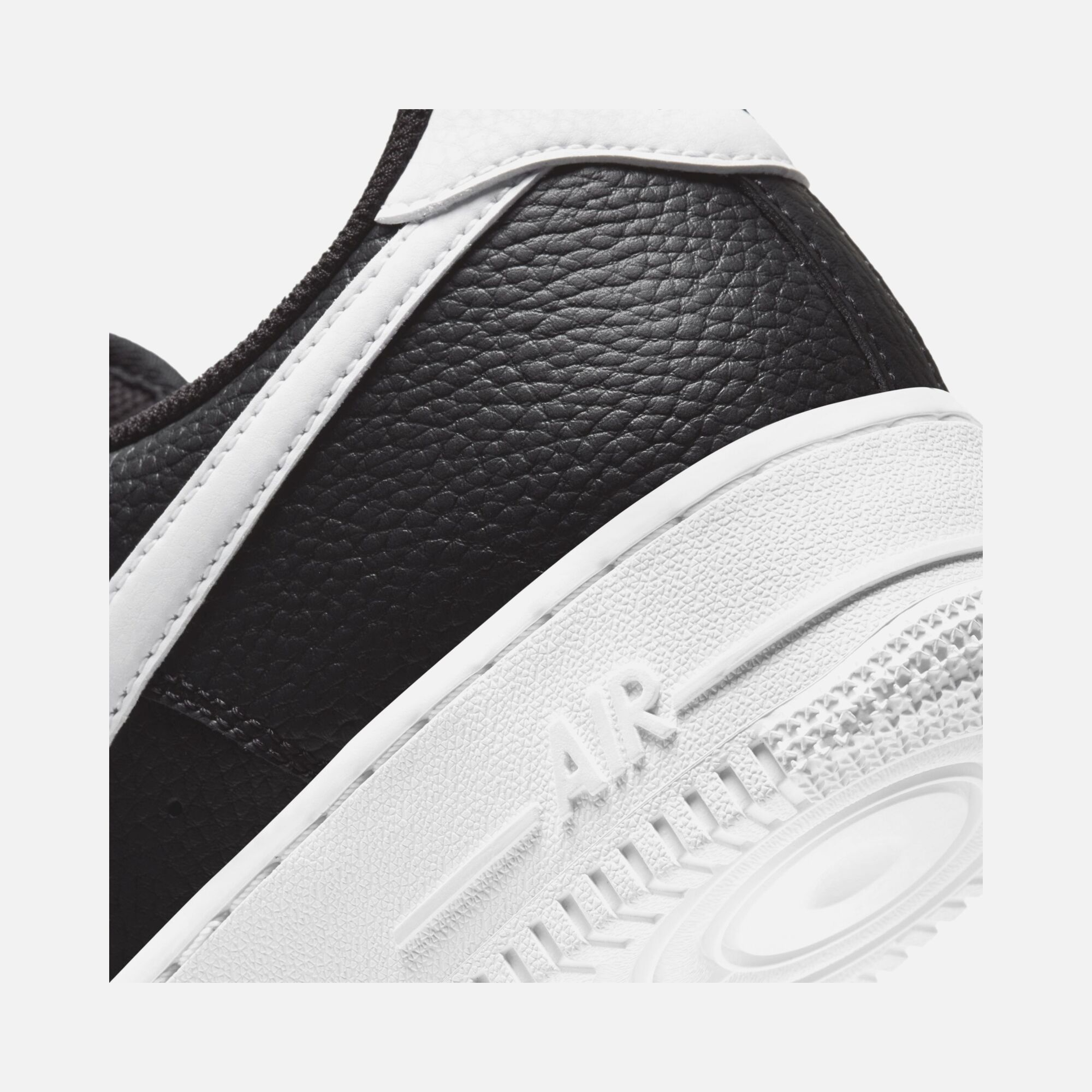 Nike Air Force 1 '07 HO23 Erkek Spor Ayakkabı