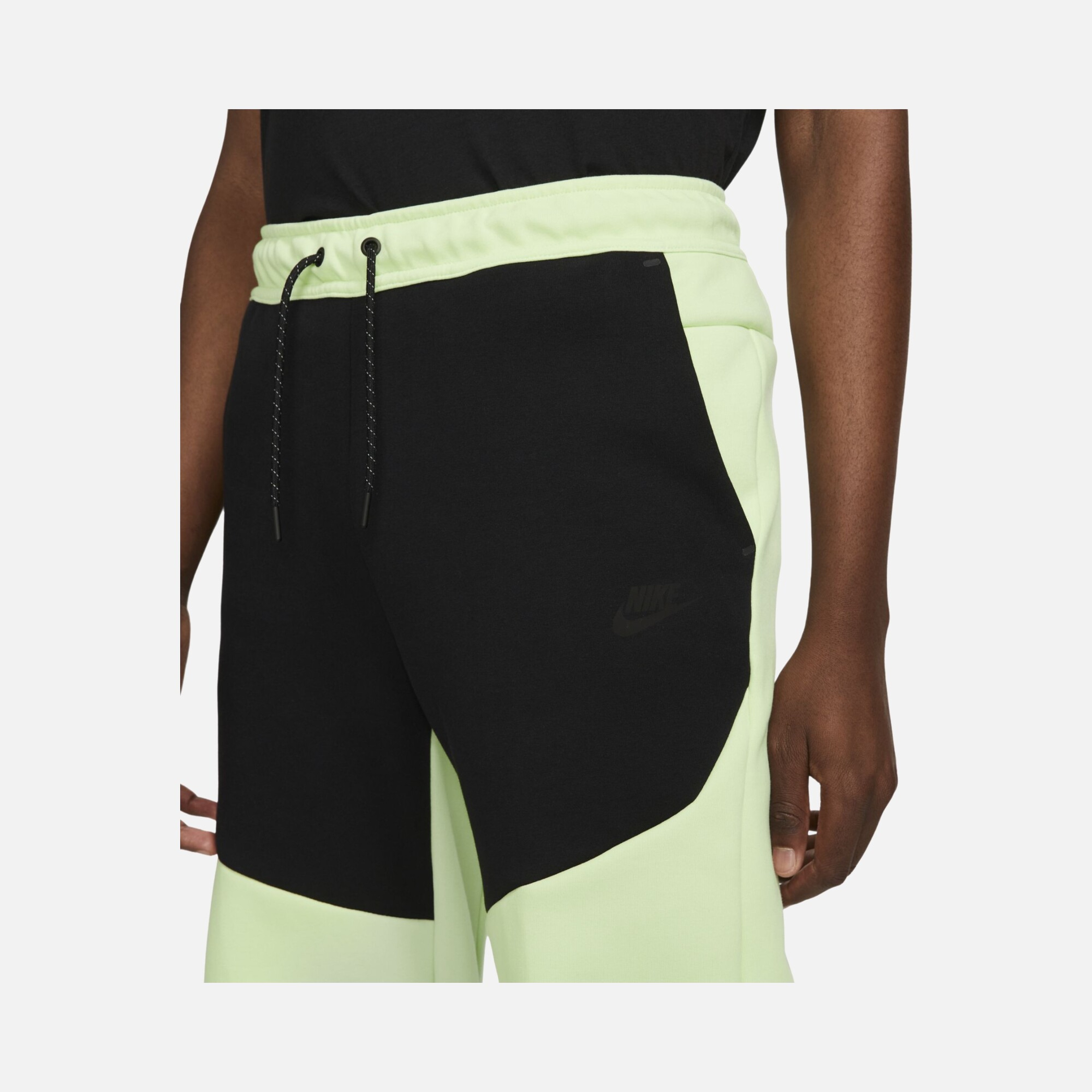 Nike Sportswear Tech Fleece Jogger Erkek Eşofman Altı