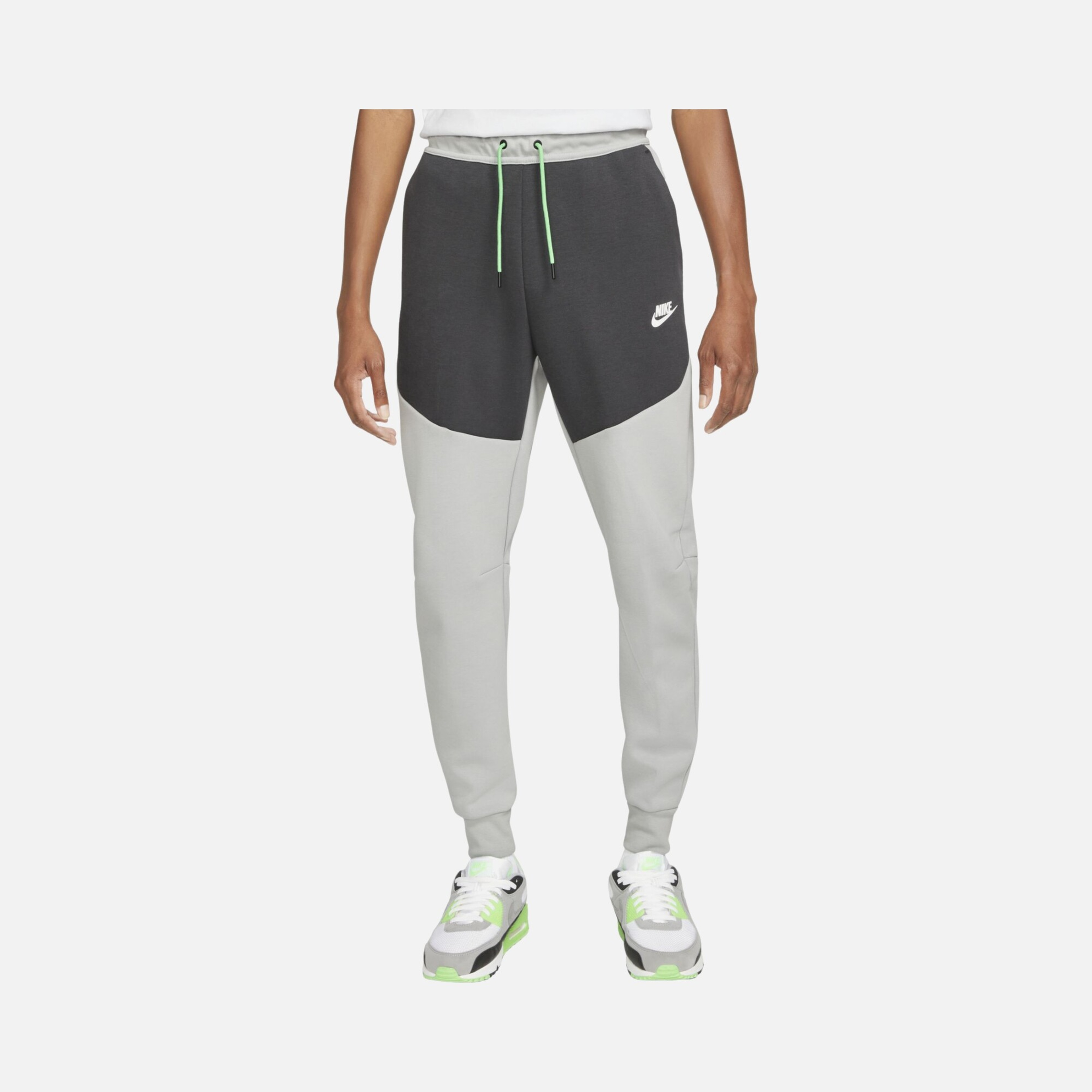 Nike Sportswear Tech Fleece Jogger Erkek Eşofman Altı