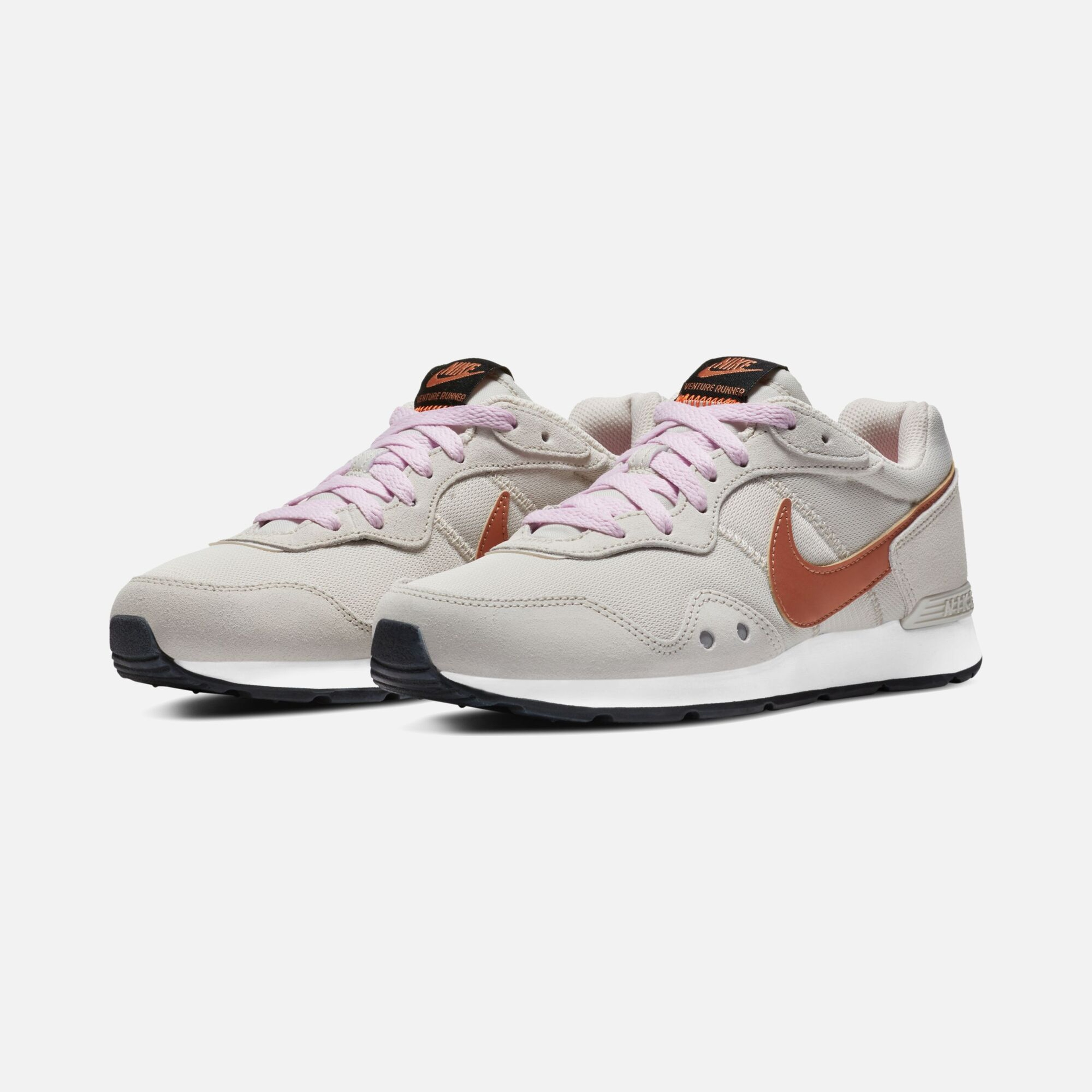Nike Venture Runner Kadın Spor Ayakkabı