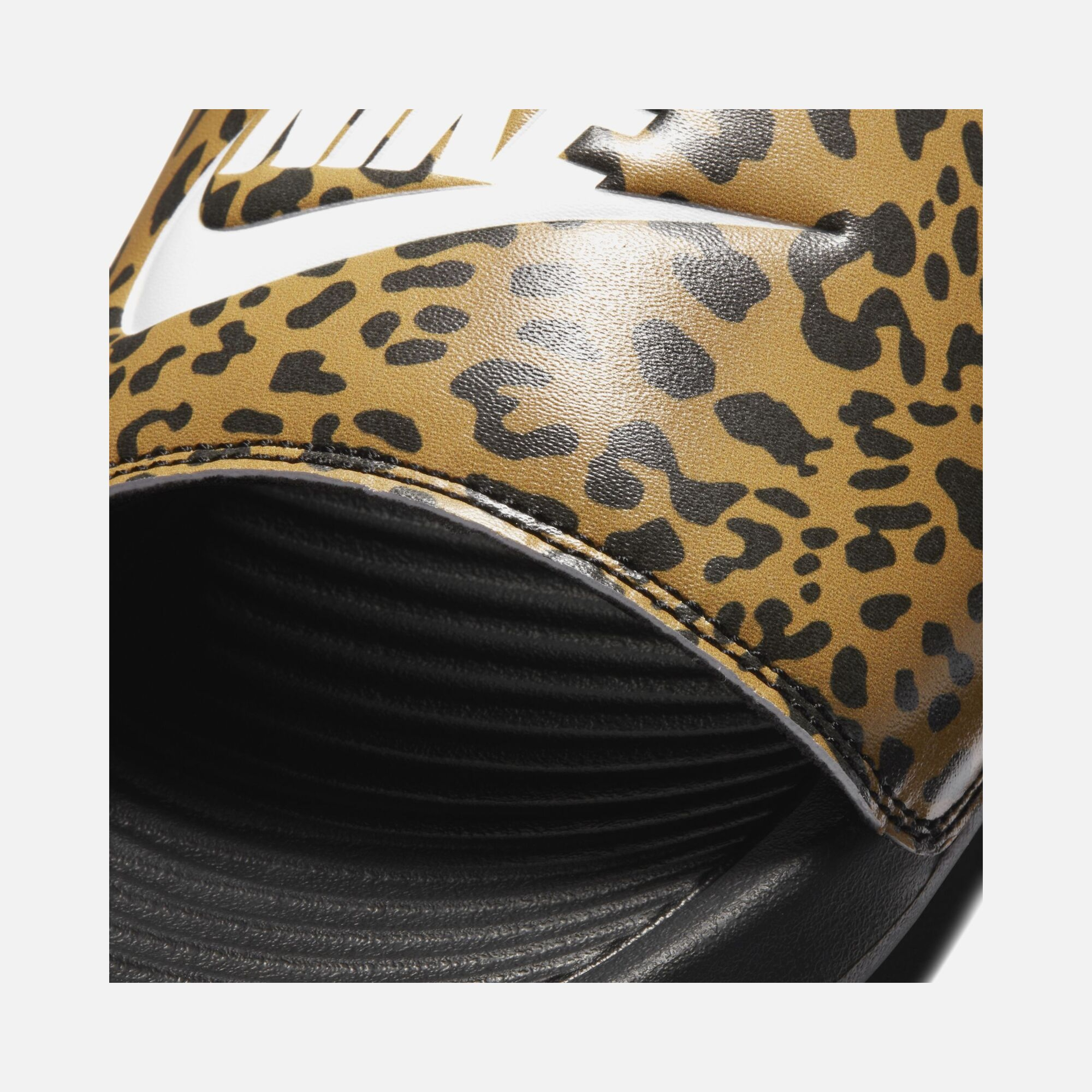 Nike Victori One Print Kadın Terlik