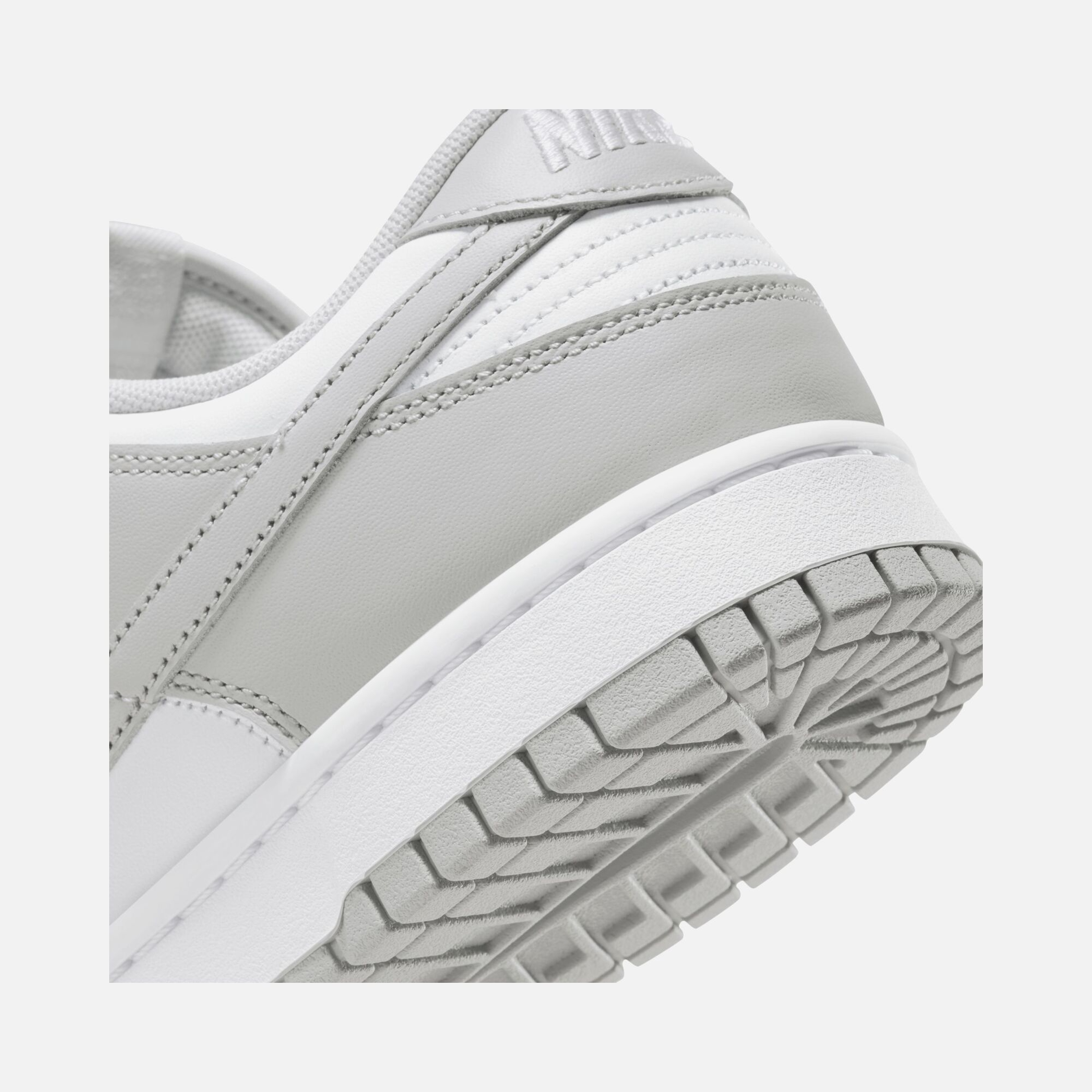 Nike Dunk Low Retro Erkek Spor Ayakkabı