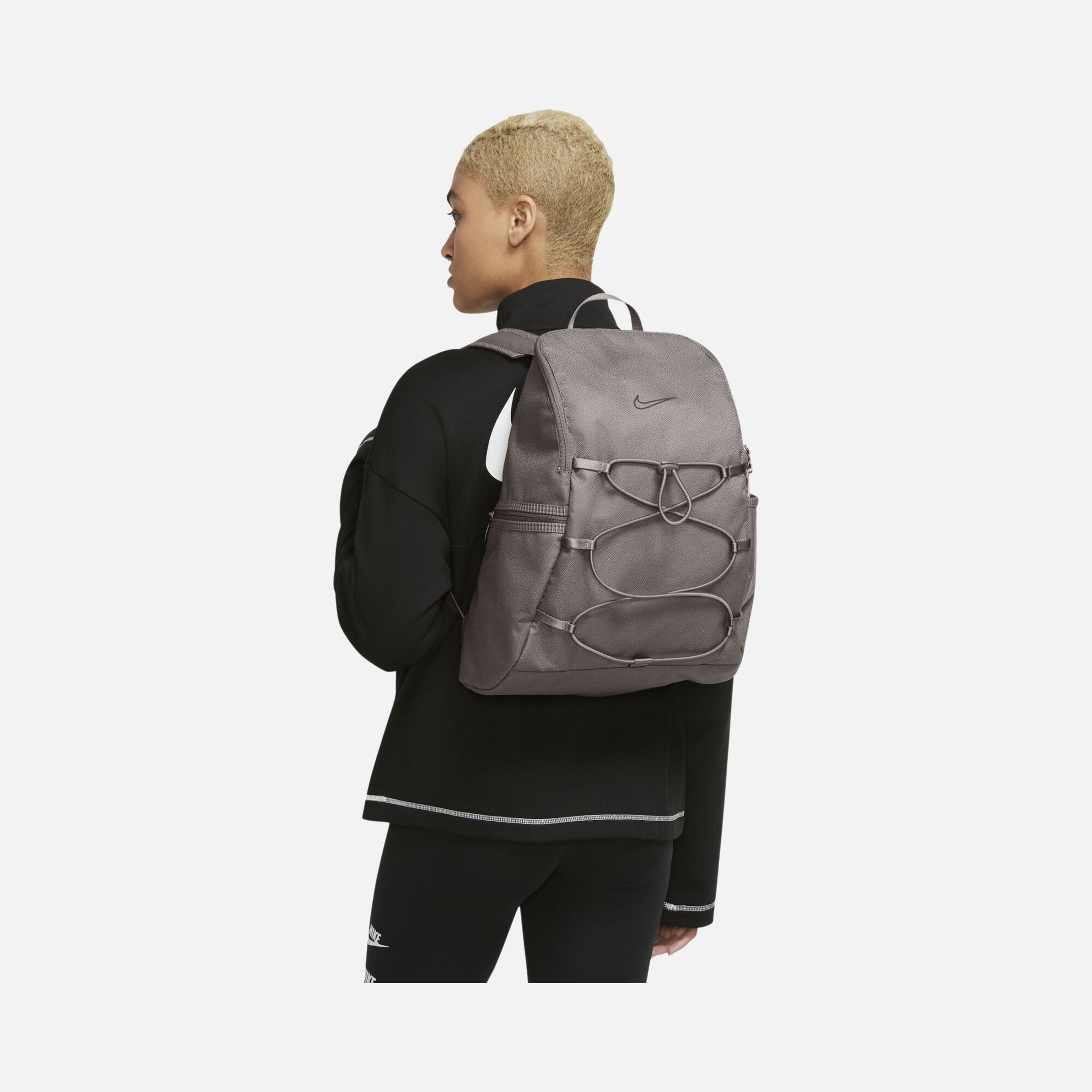 Nike One Training (16 L) Kadın Sırt Çantası