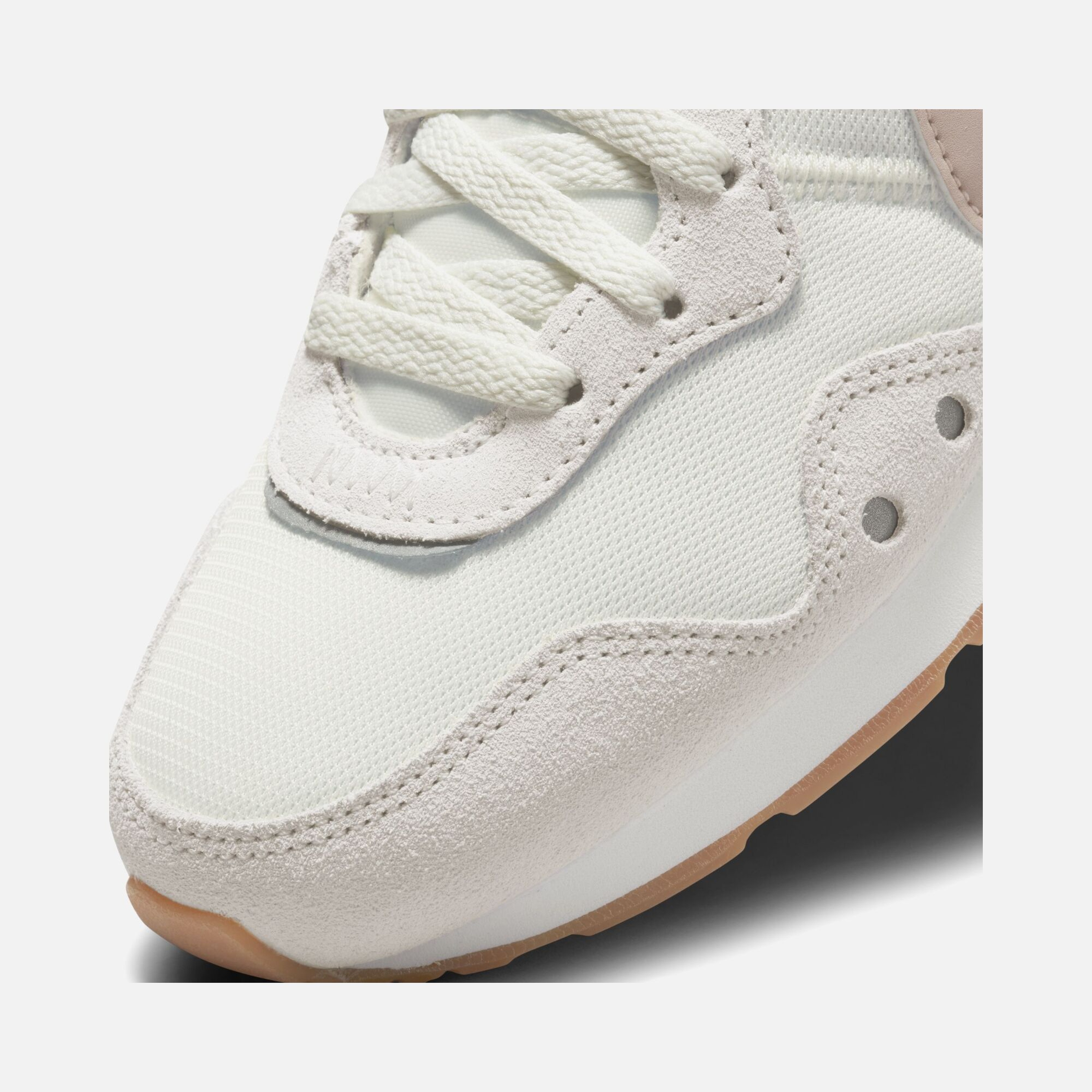 Nike Venture Runner Kadın Spor Ayakkabı