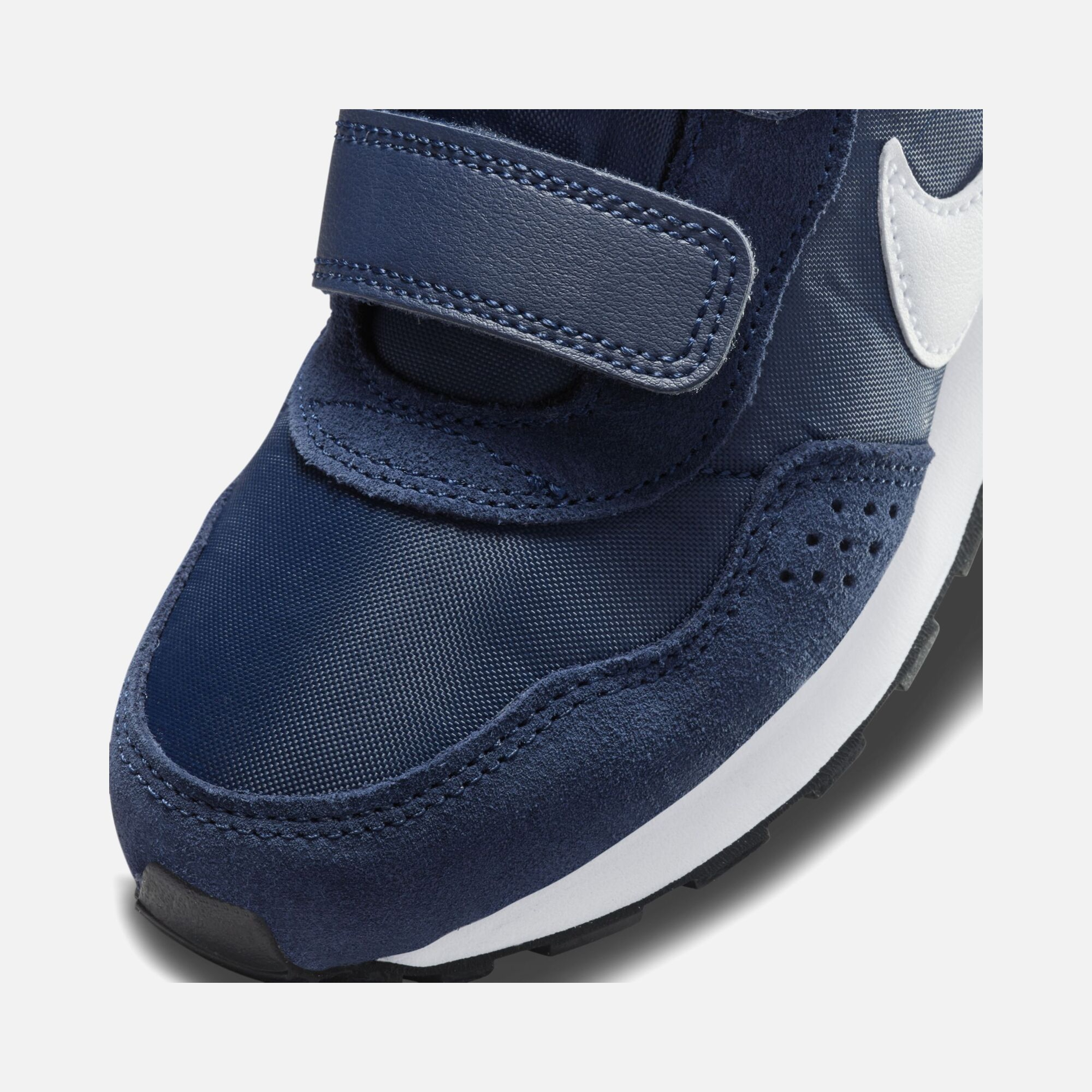 Nike MD Valiant (PSV) Çocuk Spor Ayakkabı