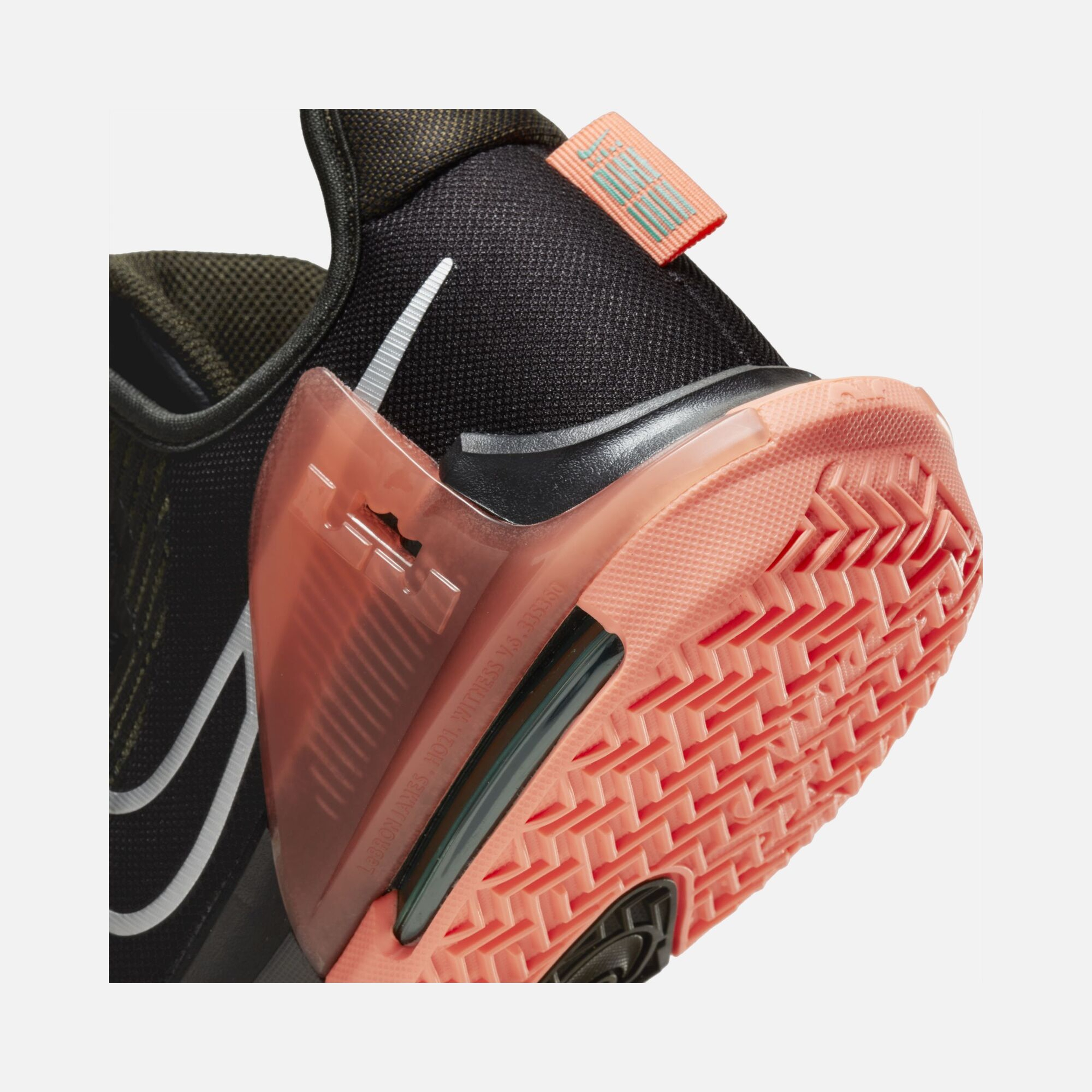 Nike LeBron James Witness VI Erkek Basketbol Ayakkabısı