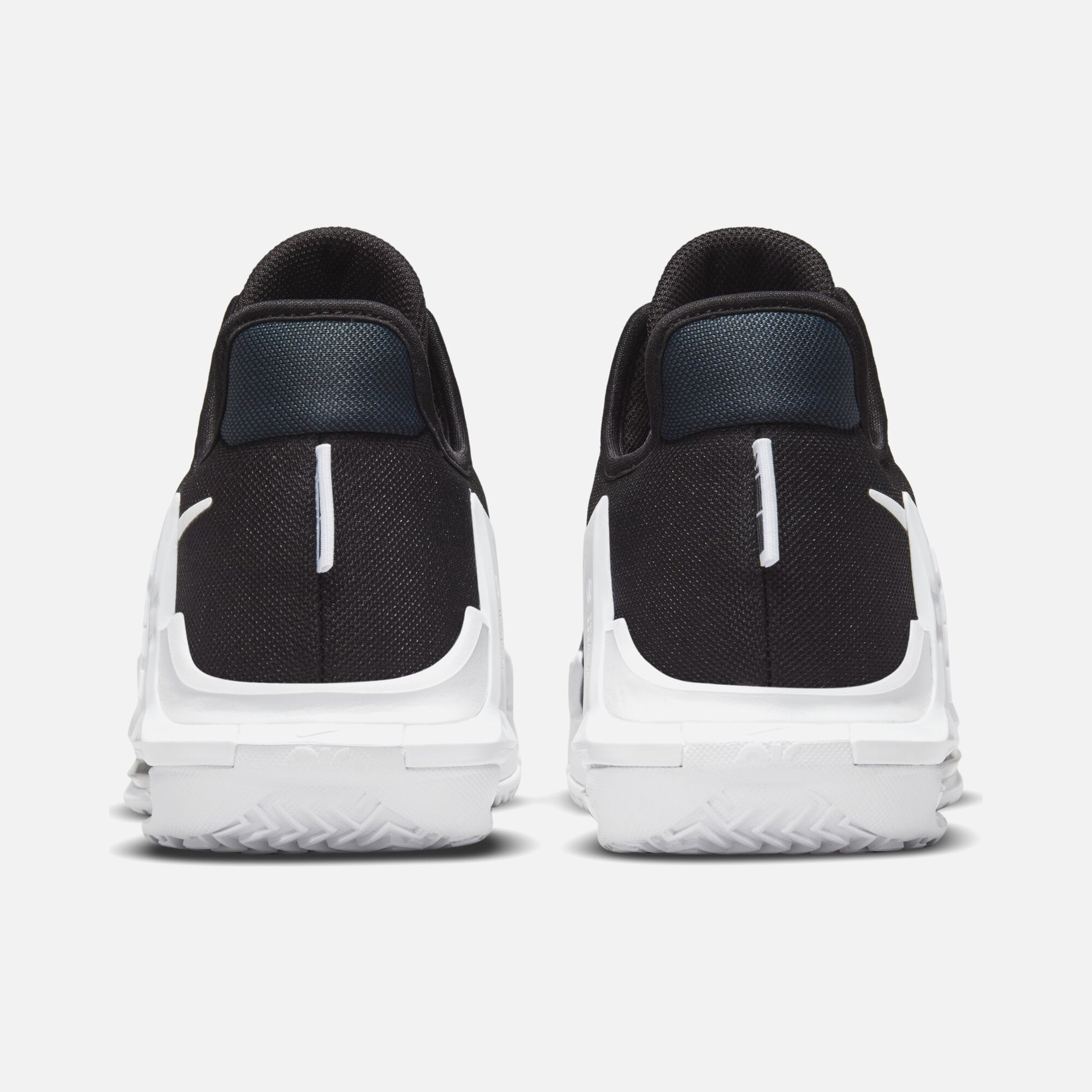 Nike LeBron James Witness VI Erkek Basketbol Ayakkabısı