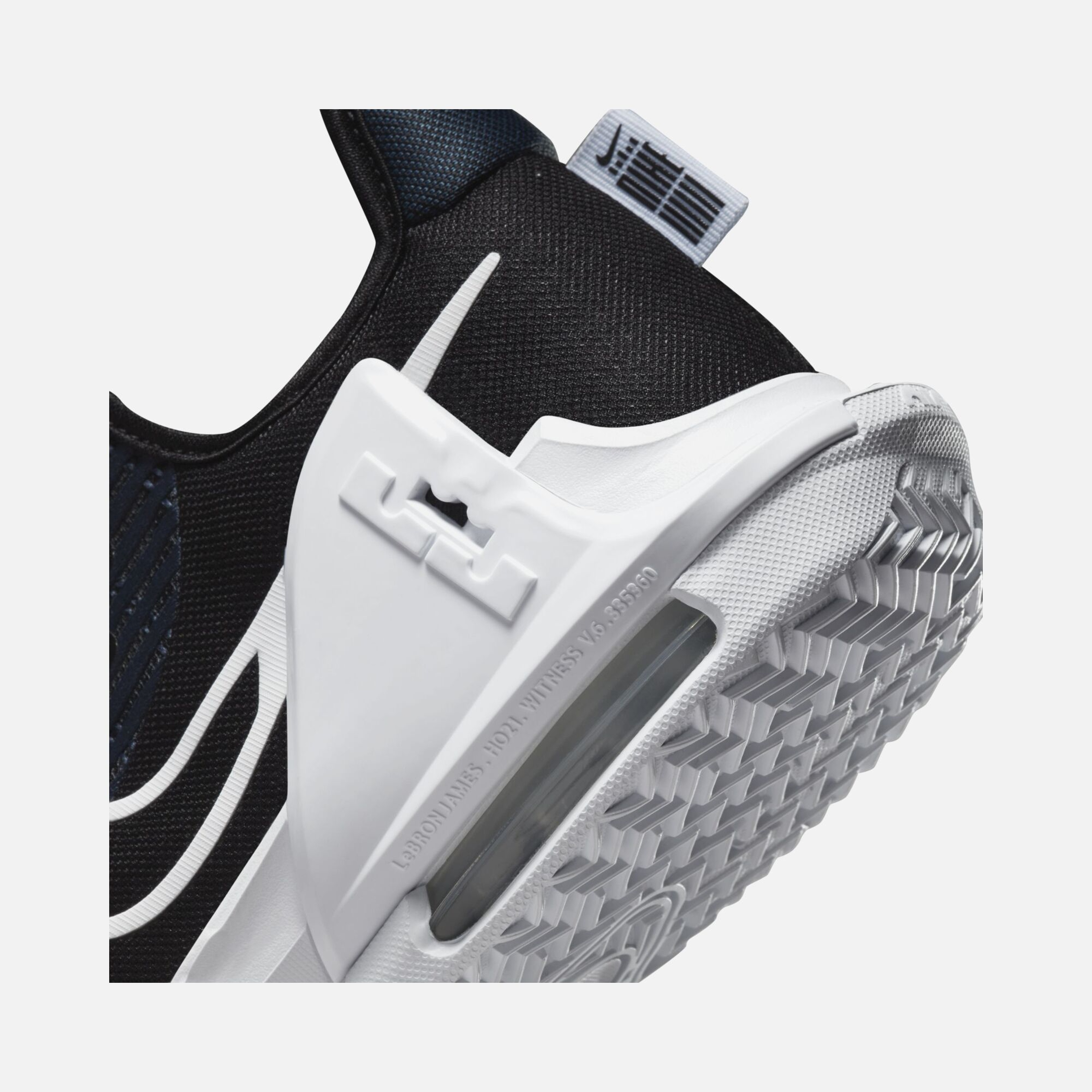 Nike LeBron James Witness VI Erkek Basketbol Ayakkabısı