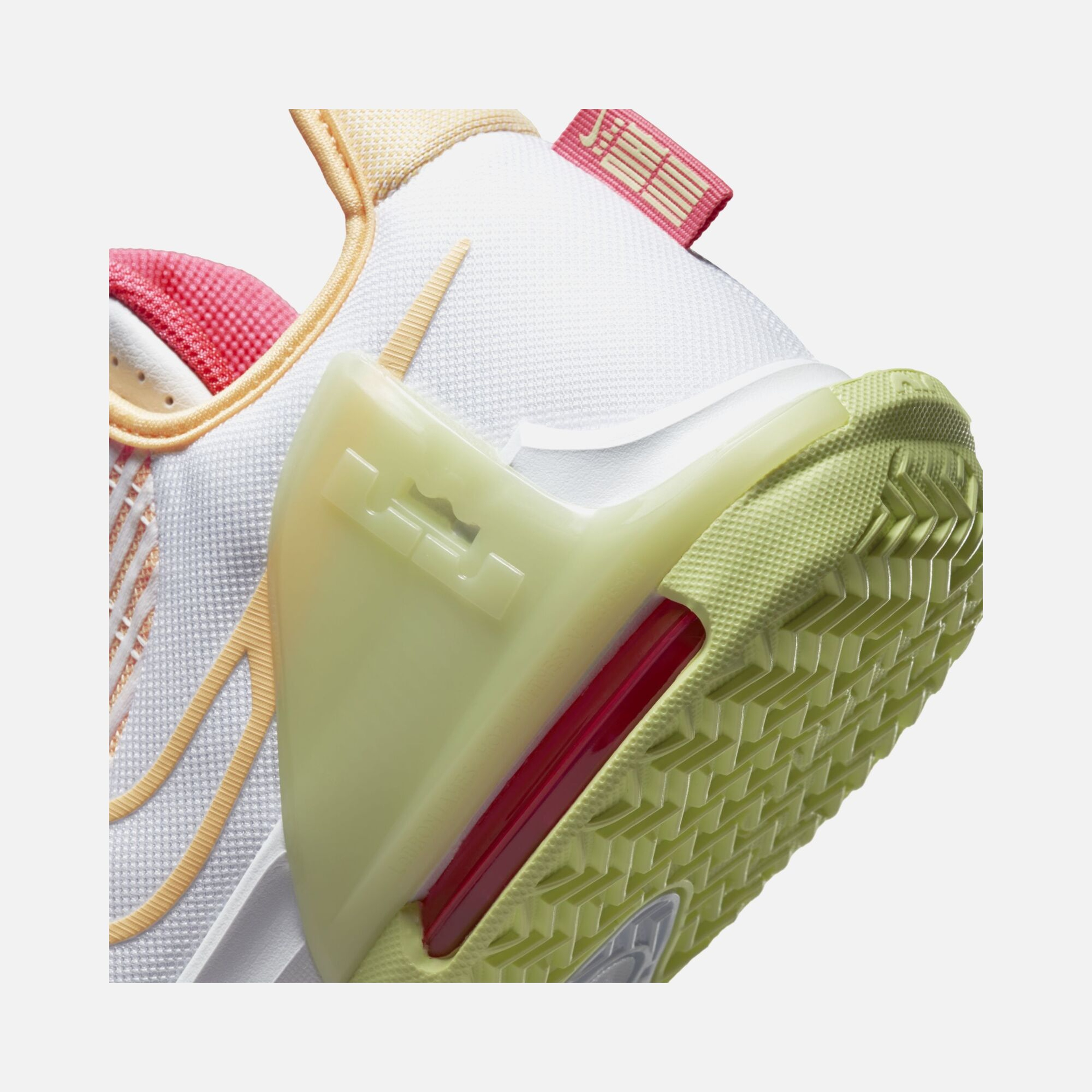 Nike LeBron James Witness VI Erkek Basketbol Ayakkabısı