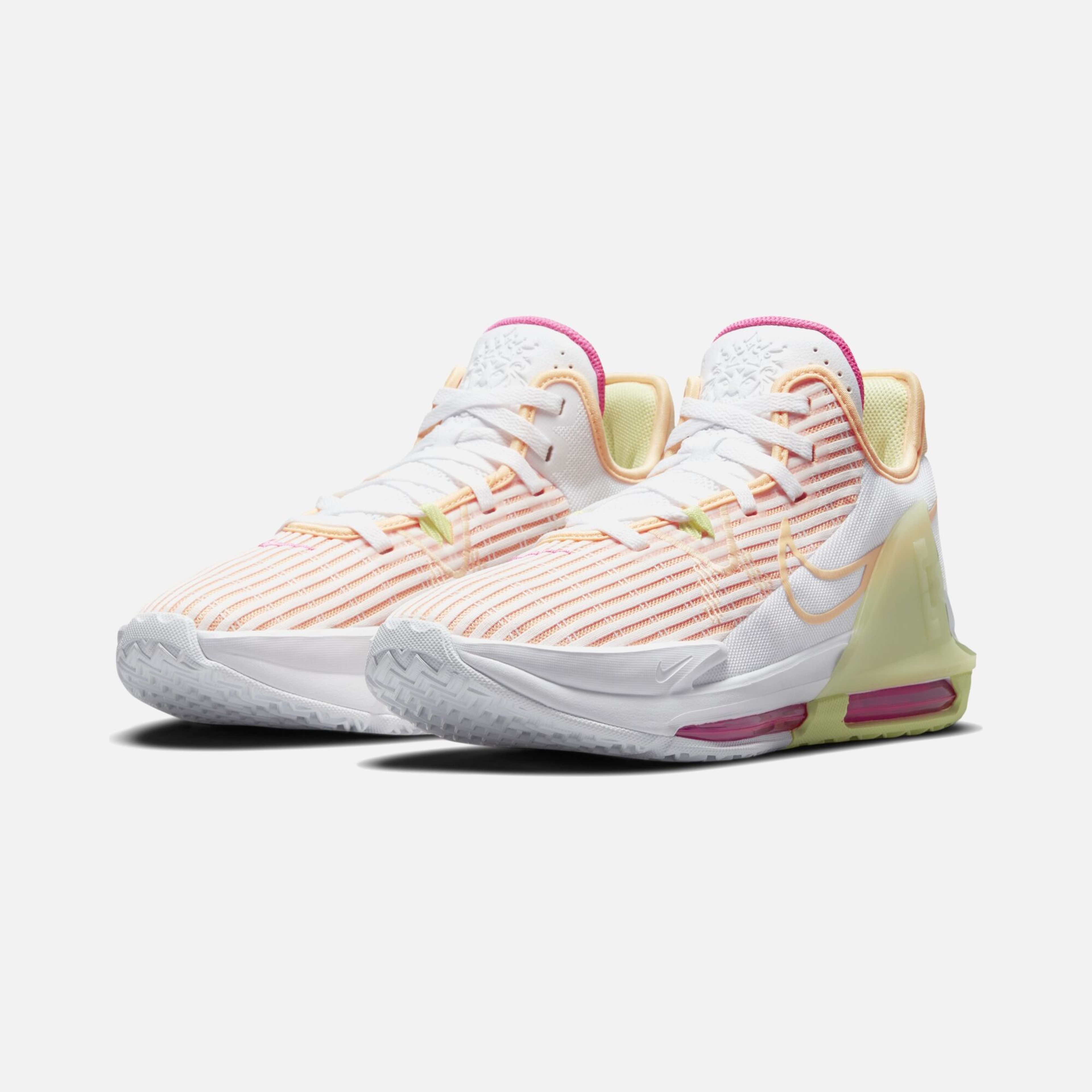 Nike LeBron James Witness VI Erkek Basketbol Ayakkabısı