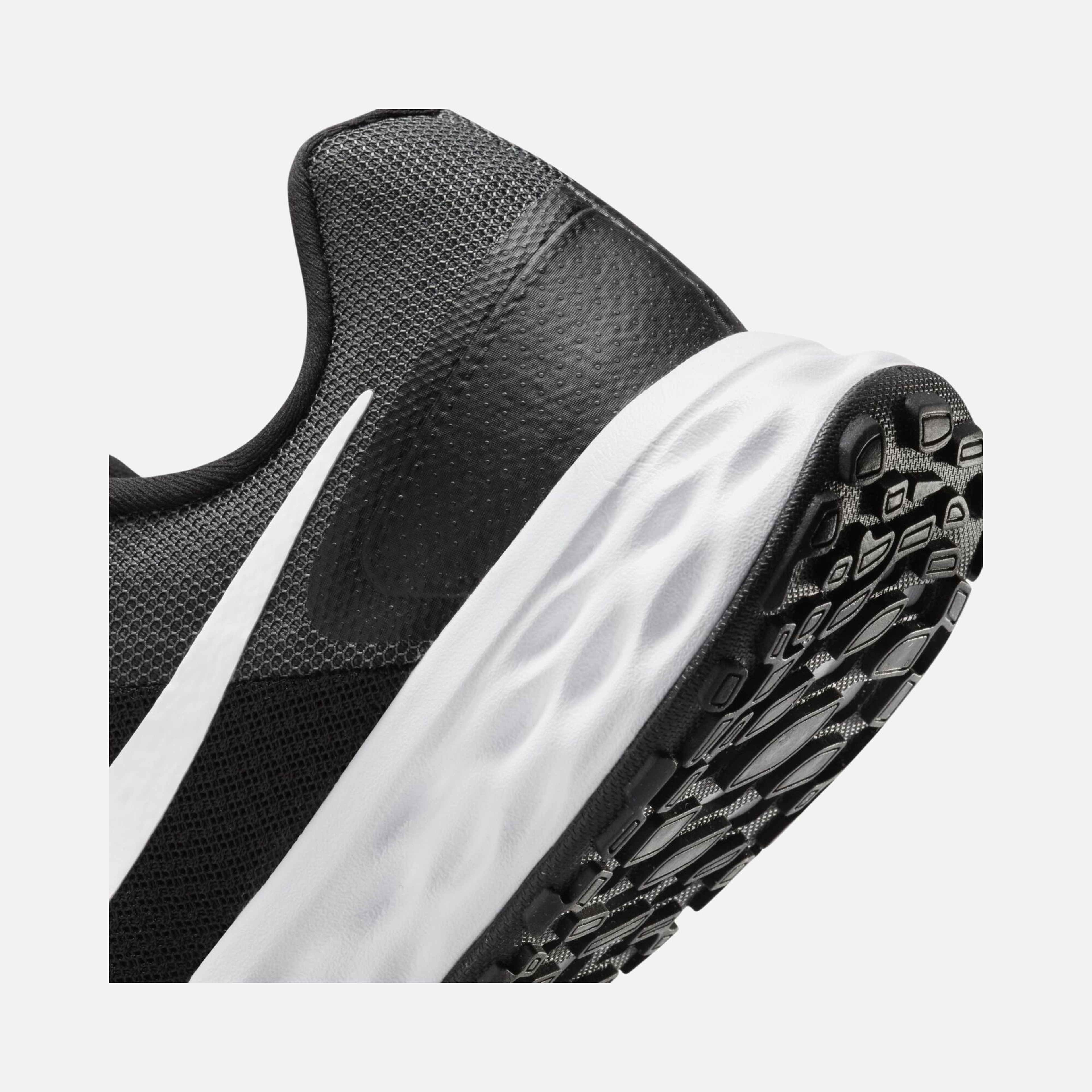 Nike Revolution 6 Next Nature Road Running Kadın Spor Ayakkabı