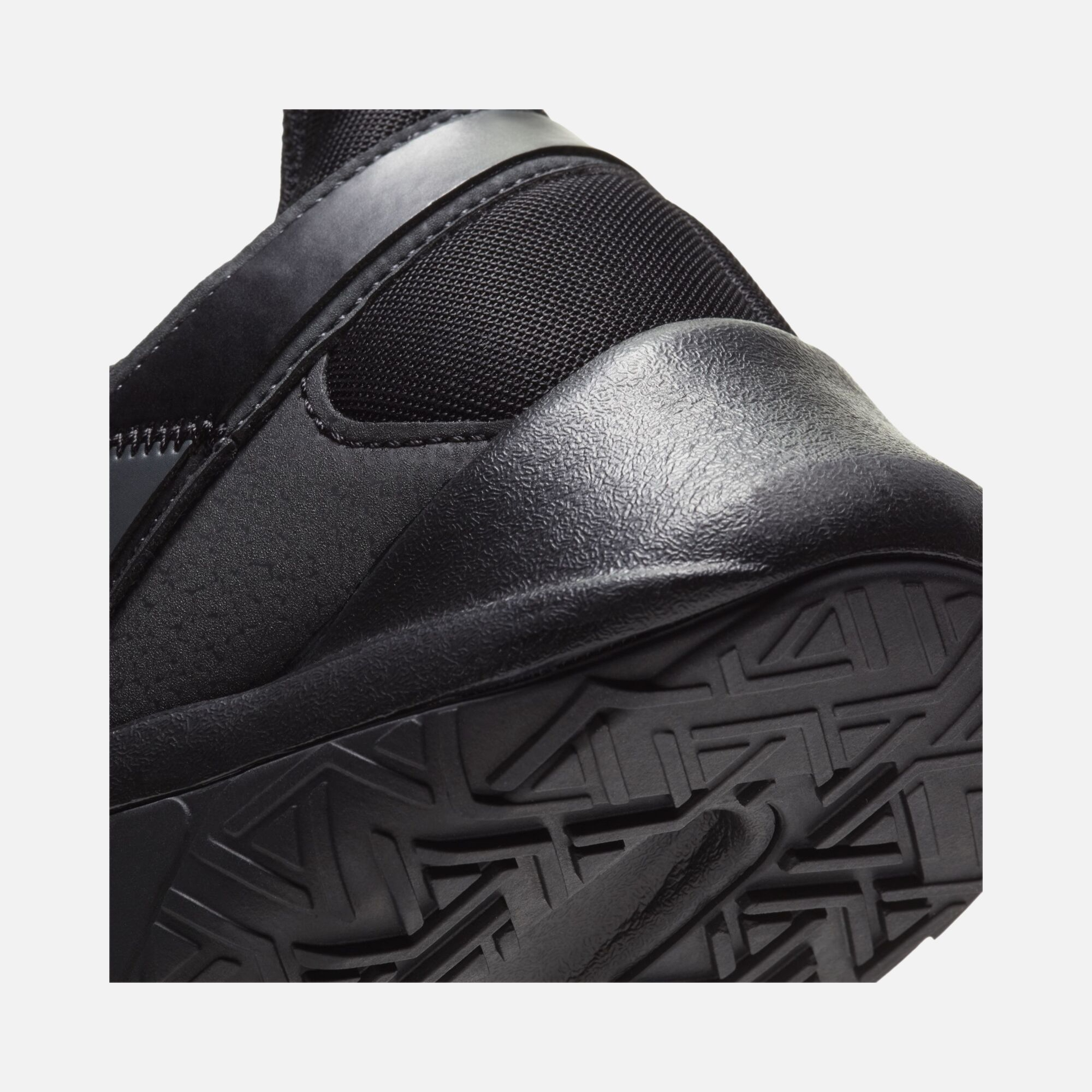 Nike Legend Essential 2 Training Erkek Spor Ayakkabı