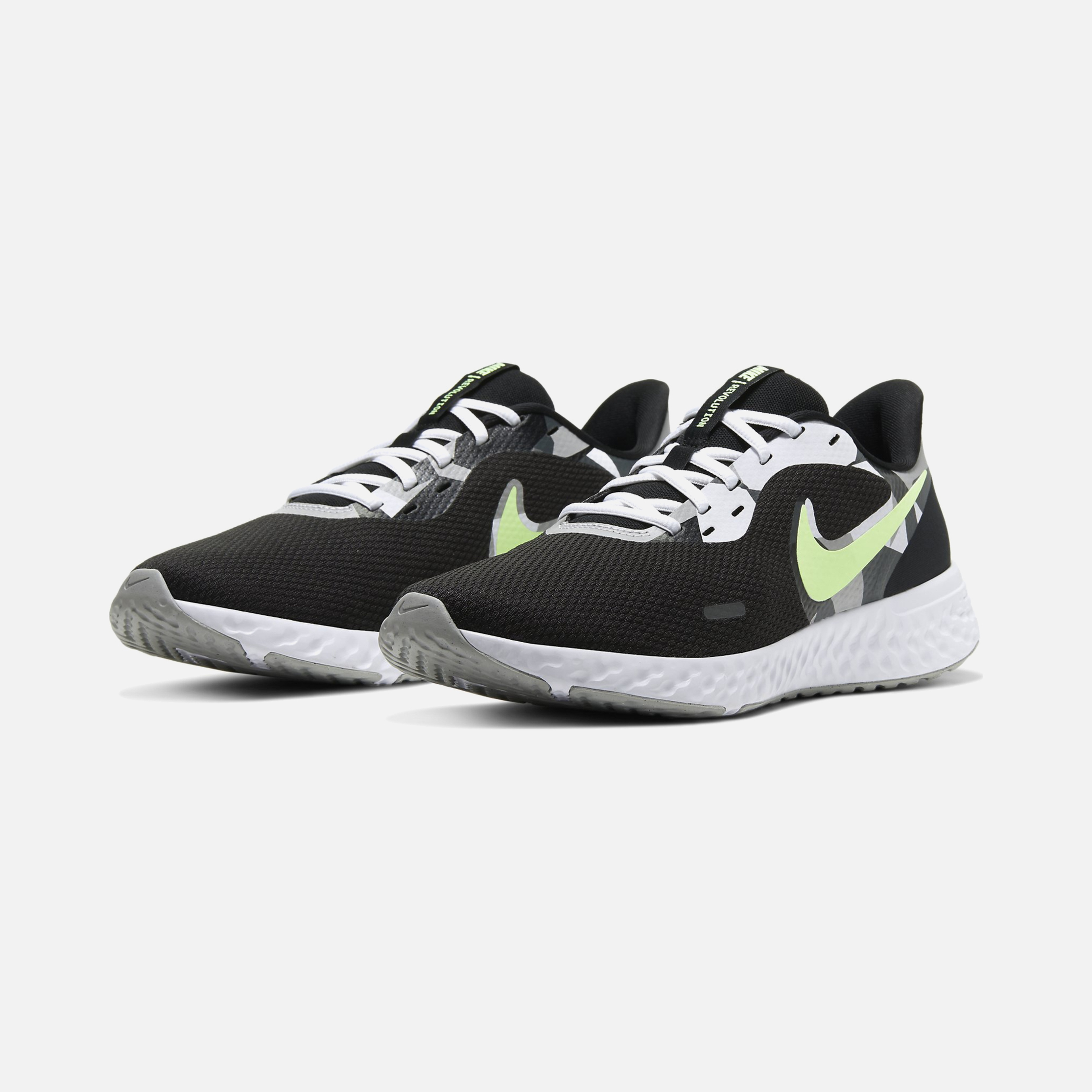 Nike Revolution 5 Running Erkek Spor Ayakkabı