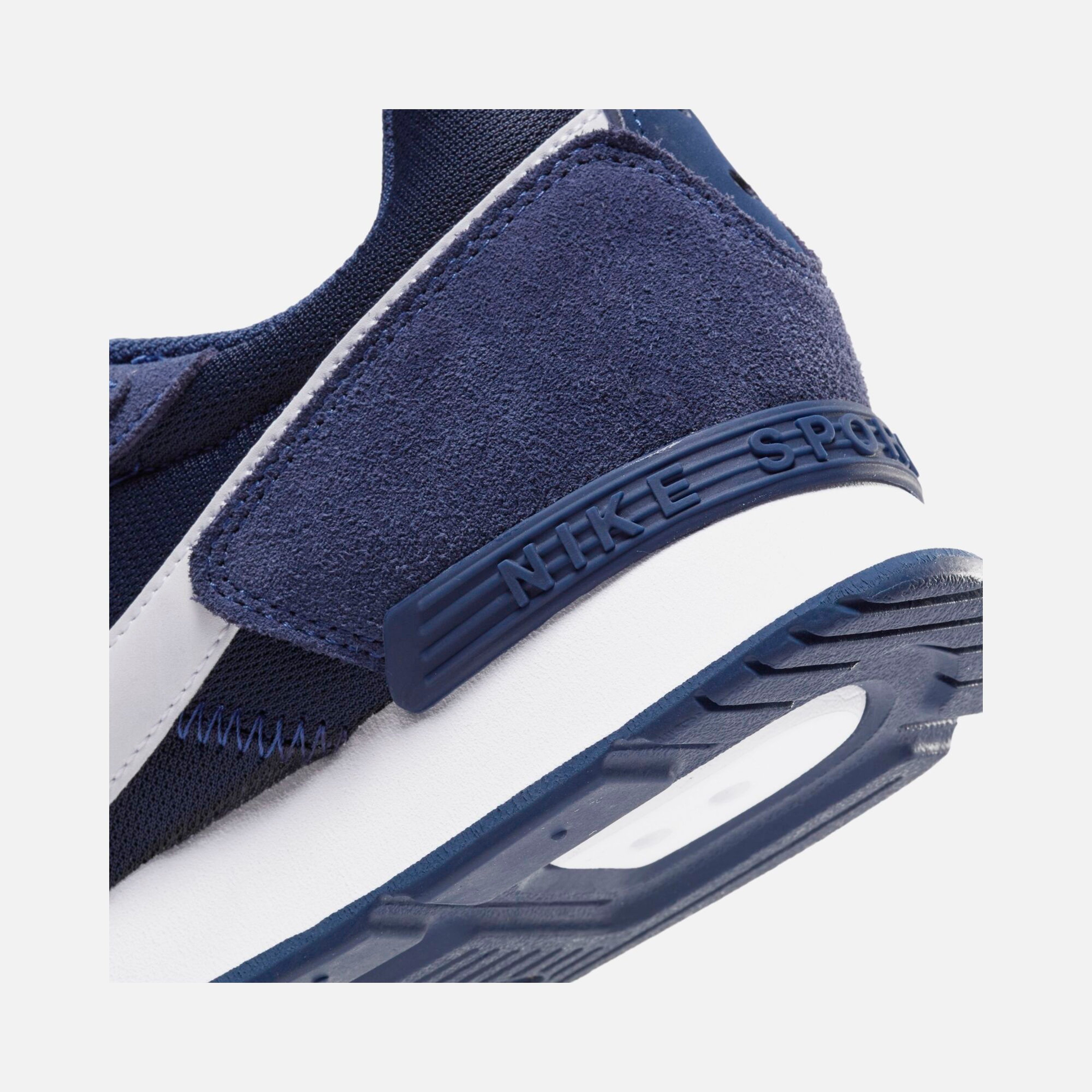 Nike Venture Runner Erkek Spor Ayakkabı