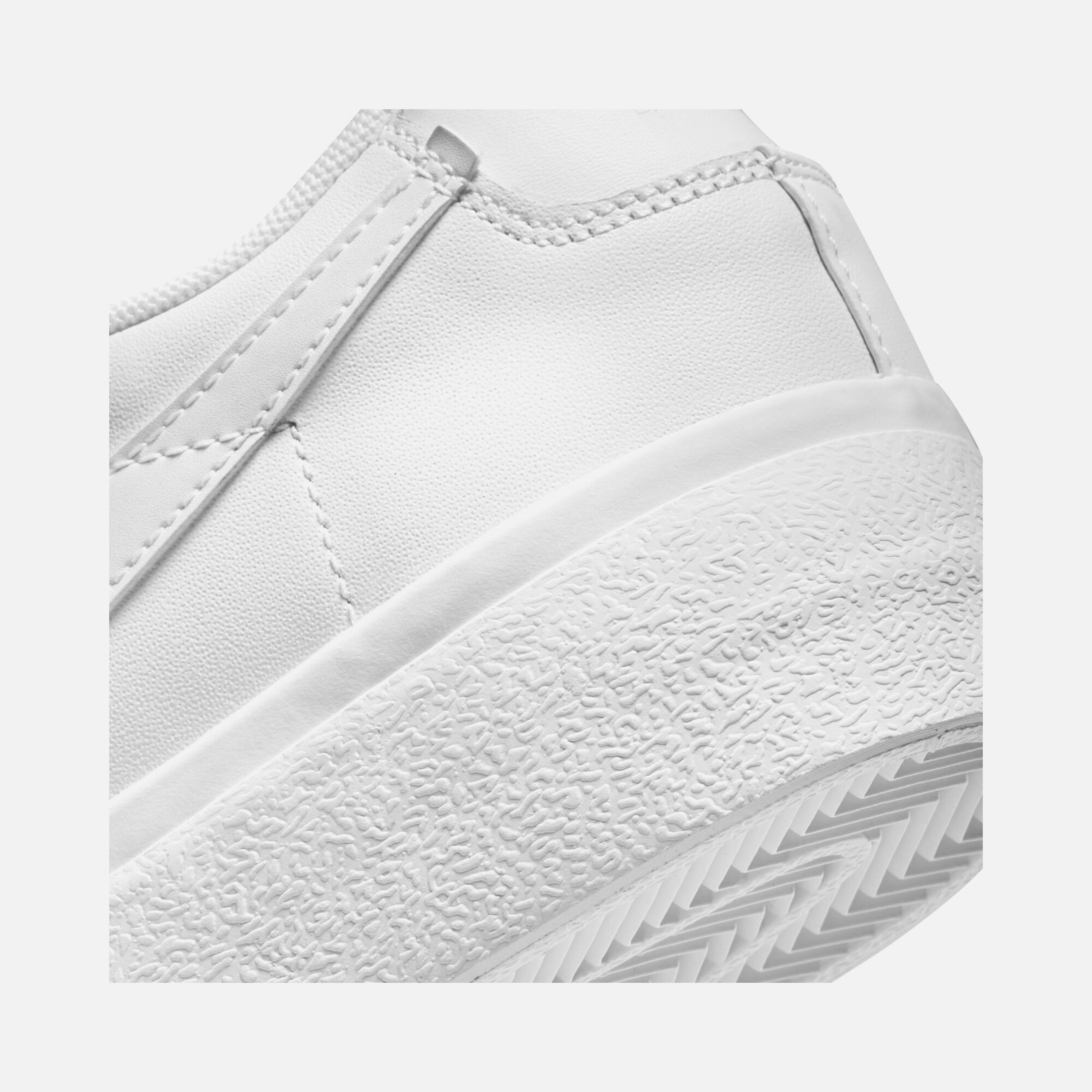 Nike Blazer Low Platform Kadın Spor Ayakkabı