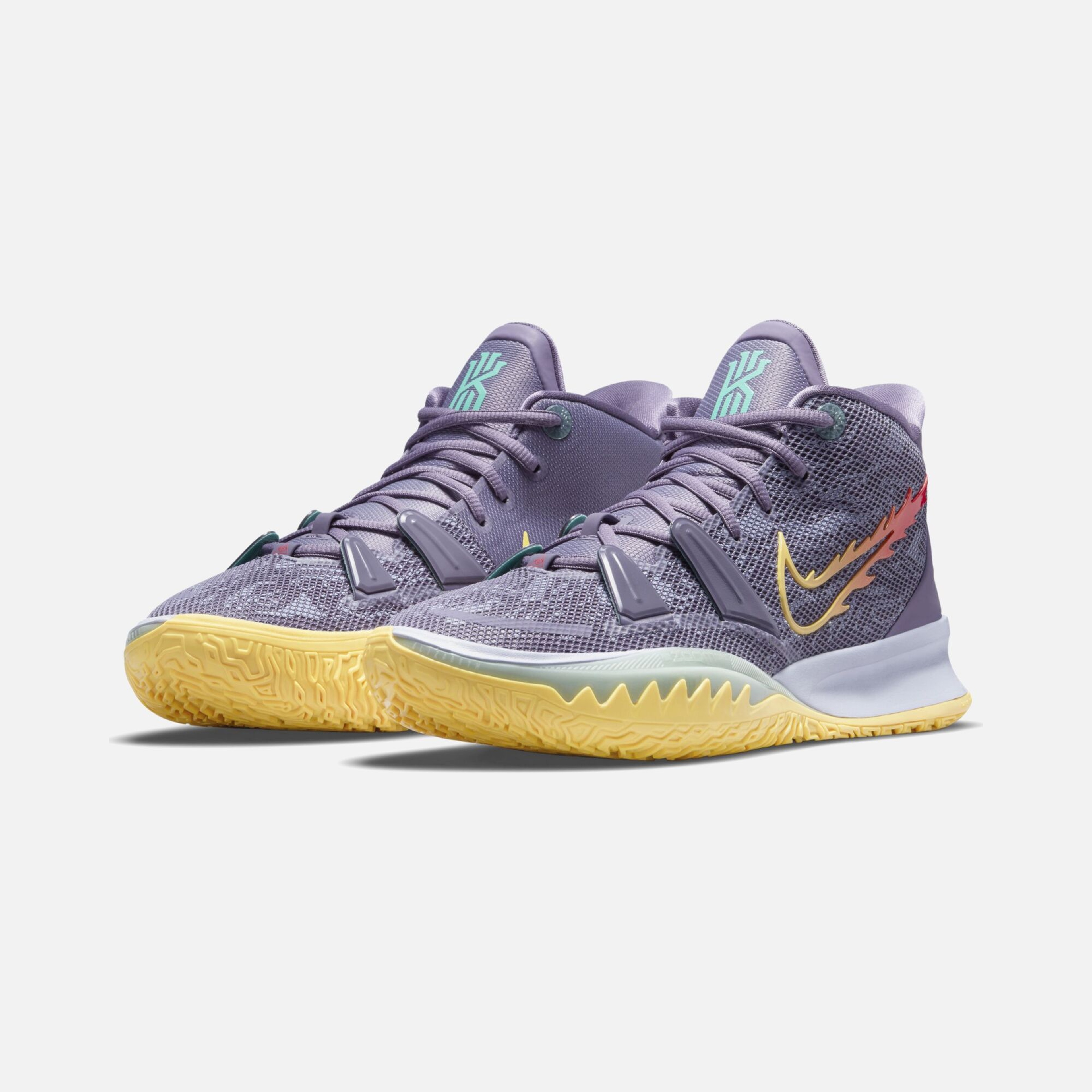 Nike Kyrie 7 Erkek Basketbol Ayakkabısı