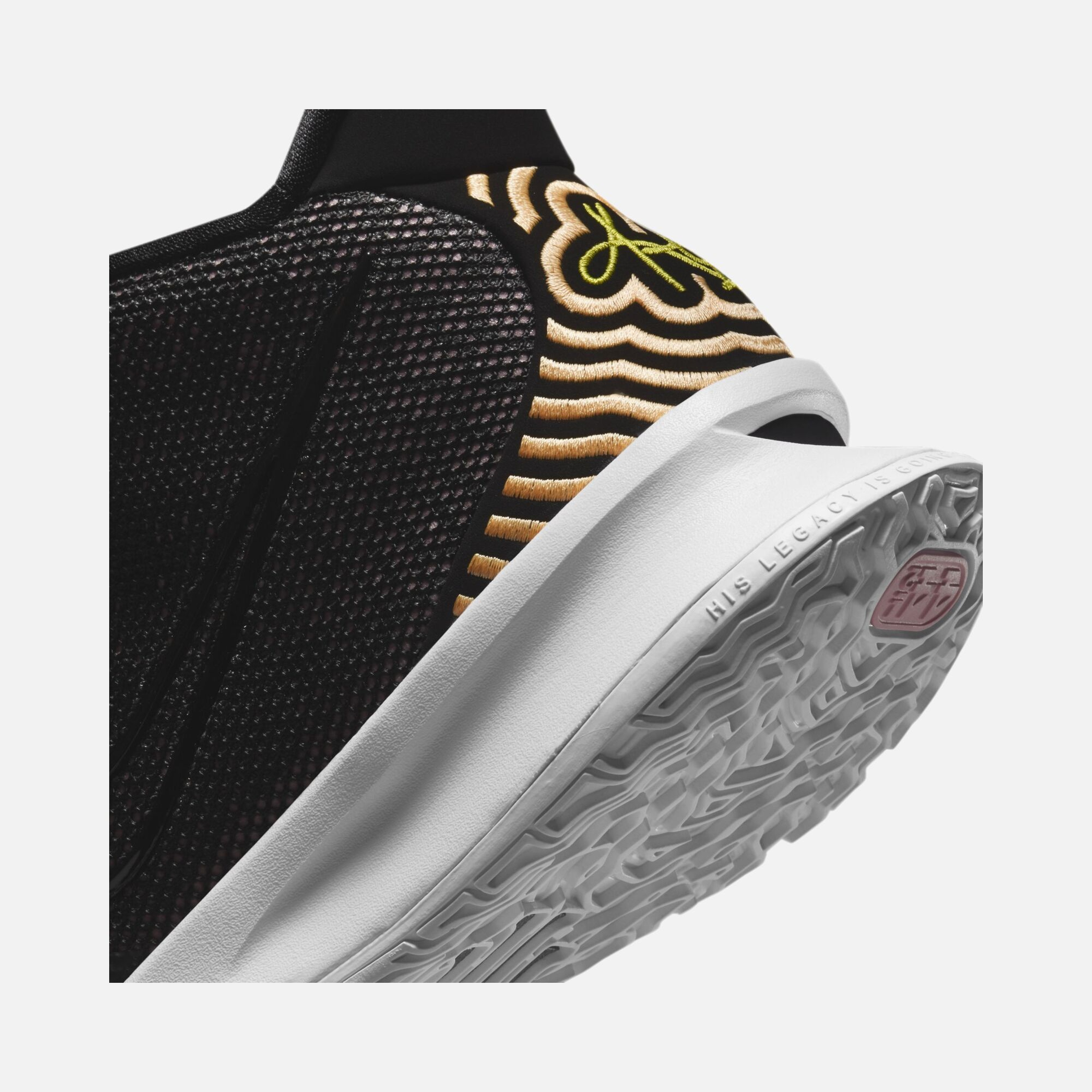 Nike Kyrie 7 Erkek Basketbol Ayakkabısı