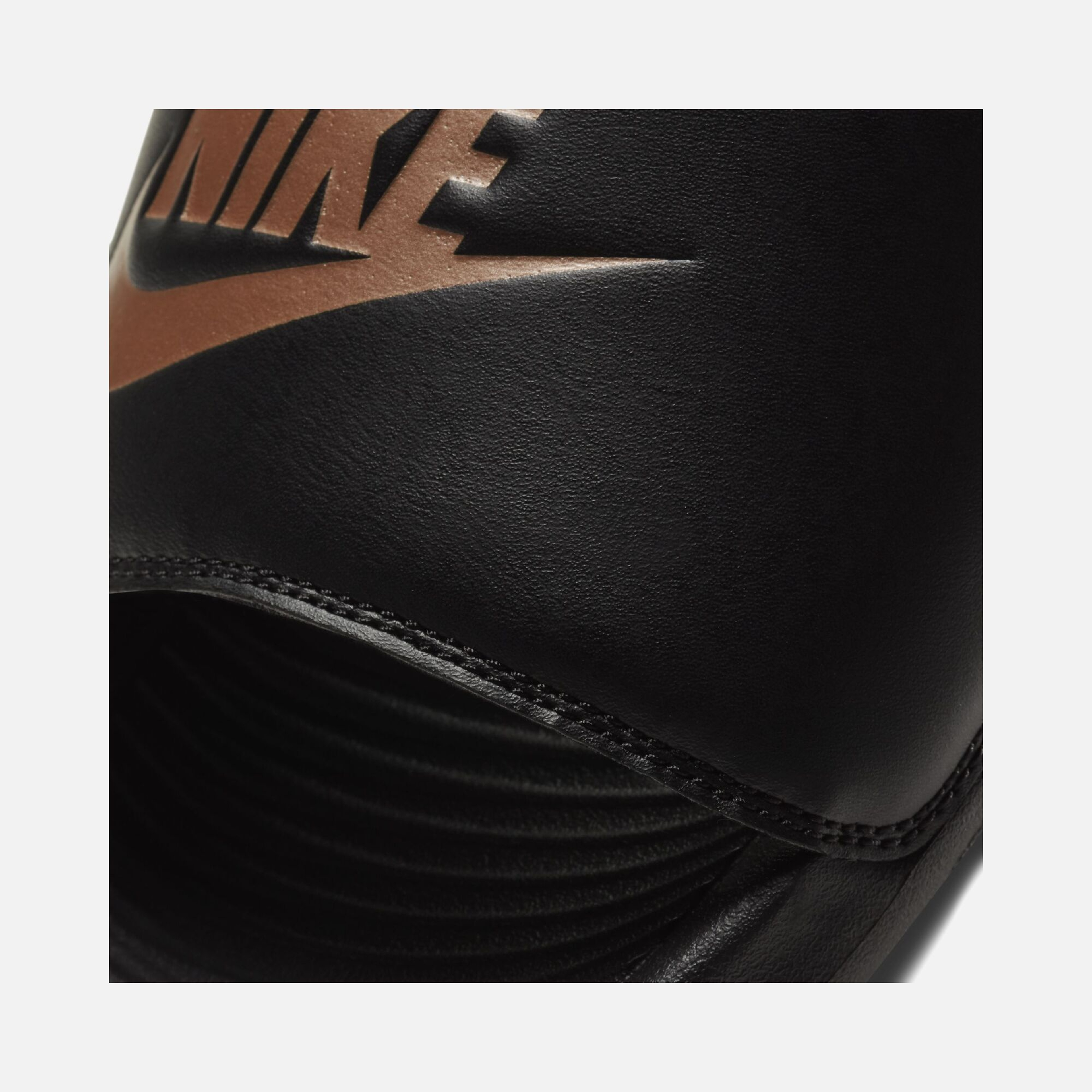 Nike Victori One Kadın Terlik