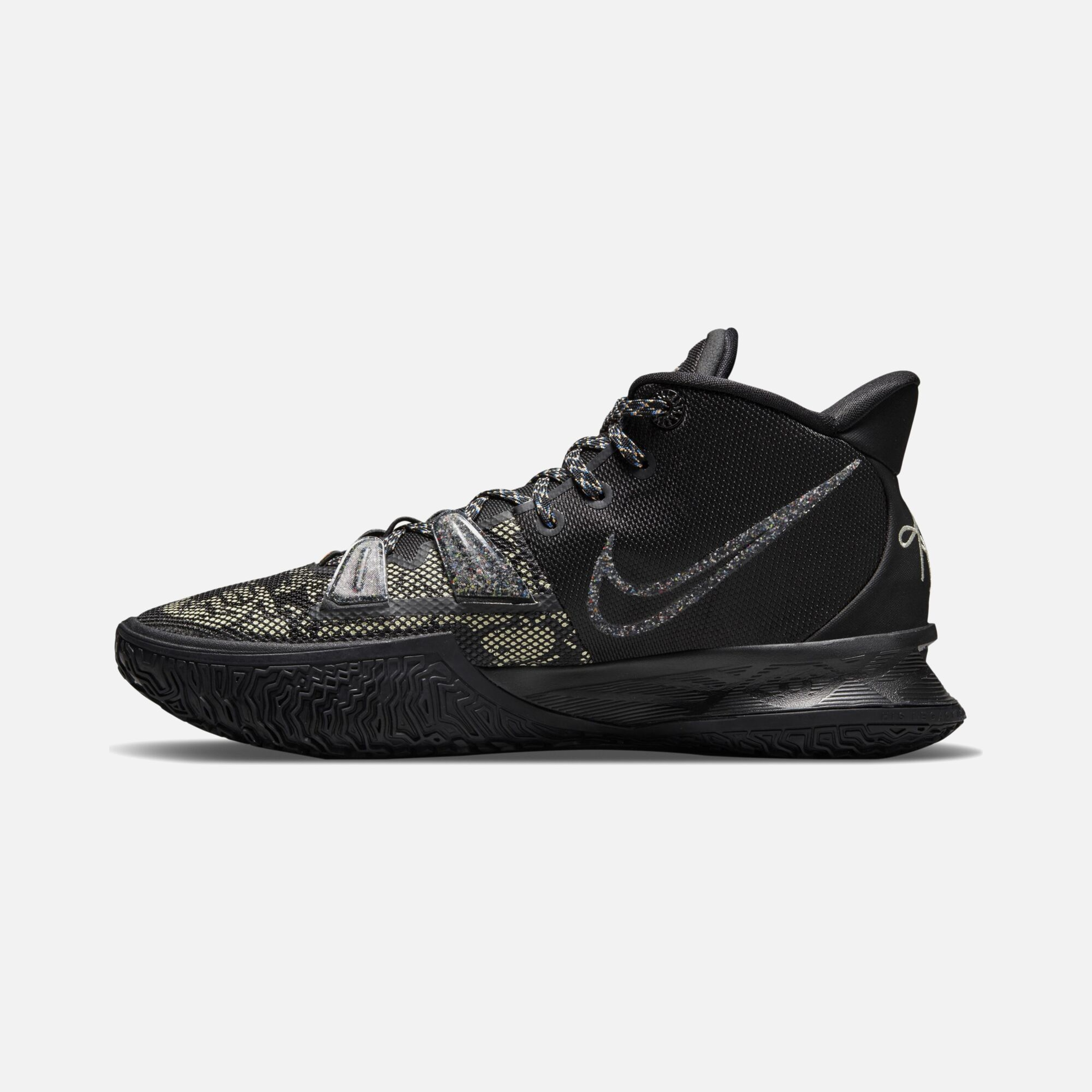 Nike Kyrie 7 Erkek Basketbol Ayakkabısı