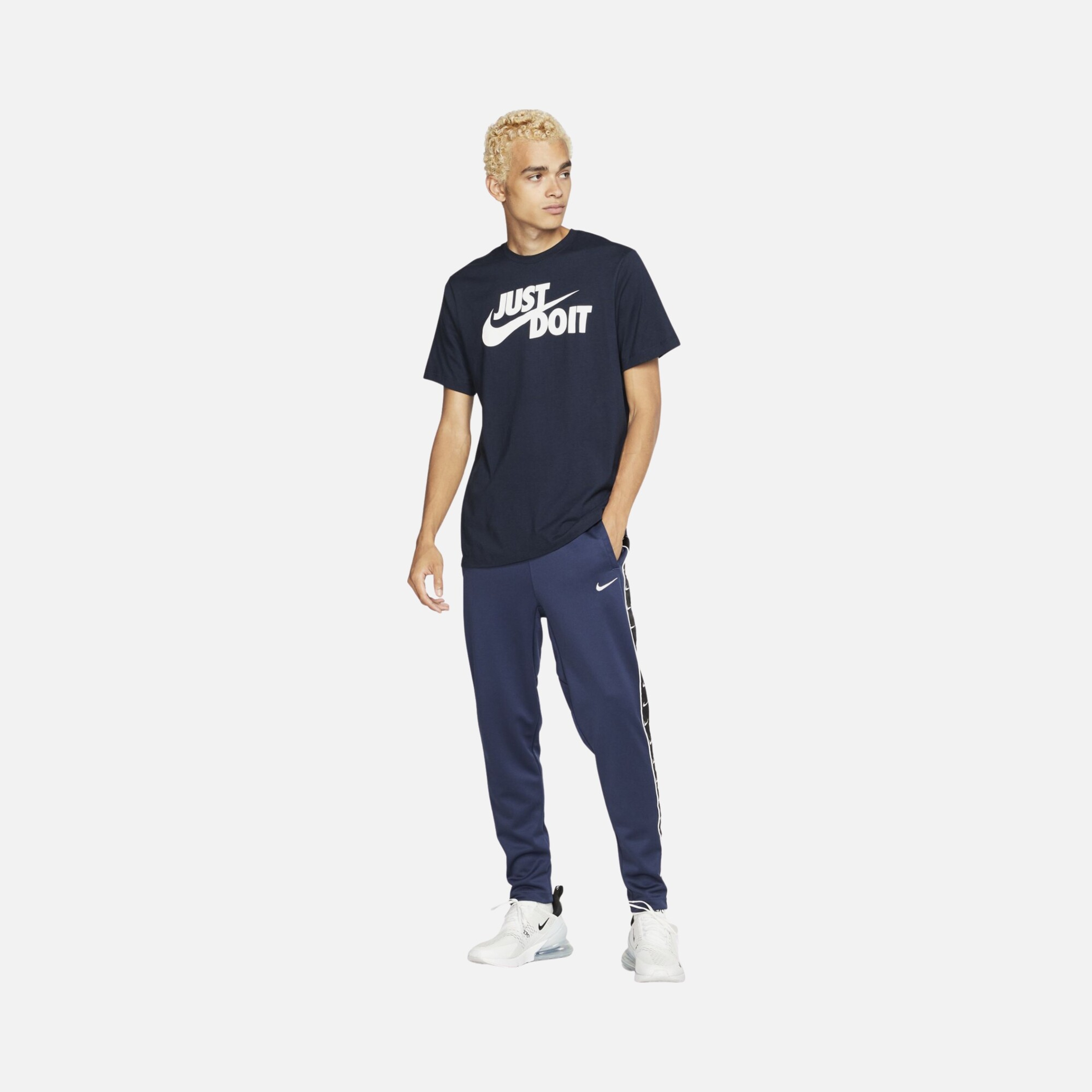 Nike Sportswear Just Do It Swoosh Short-Sleeve Erkek Tişört