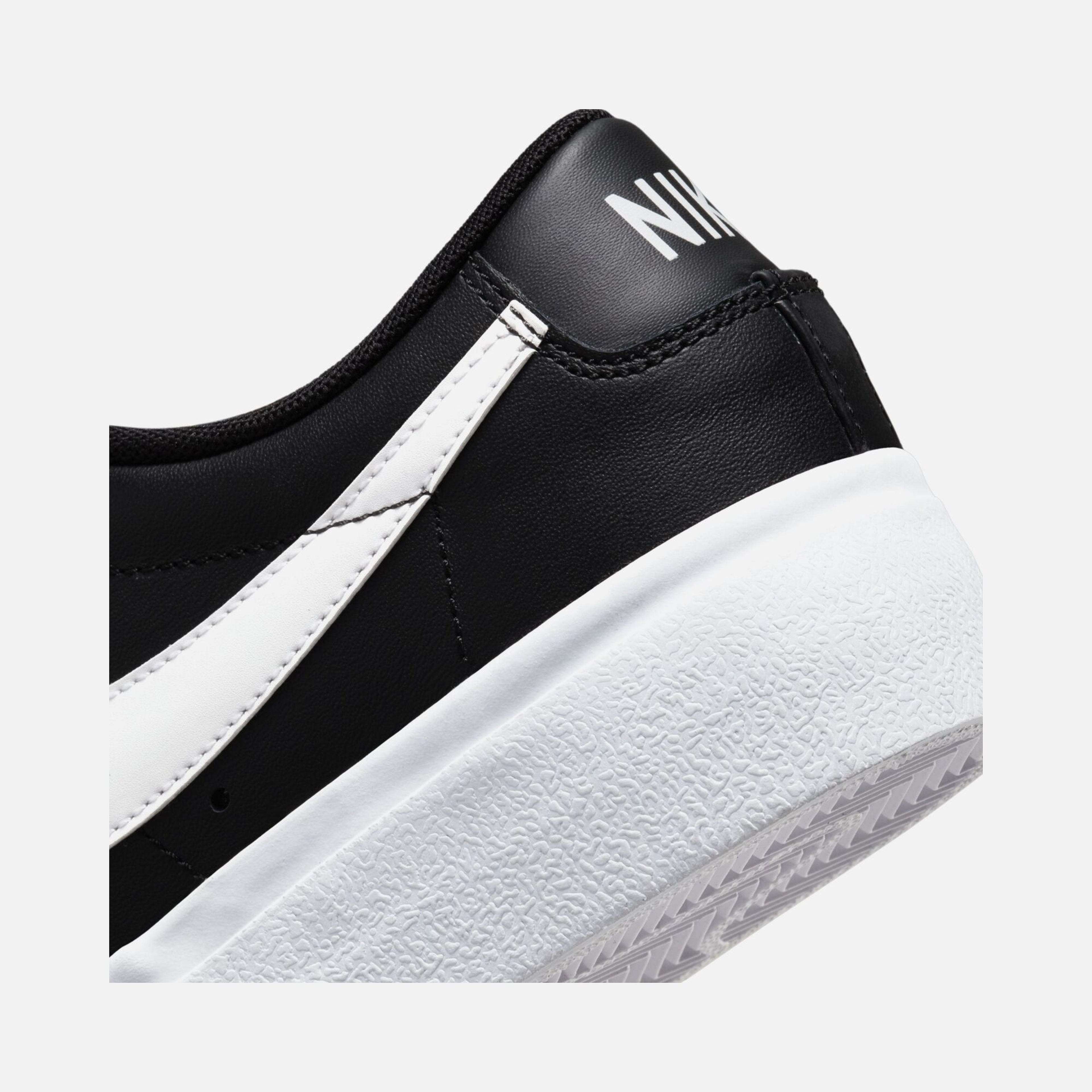 Nike Blazer Low Platform Kadın Spor Ayakkabı