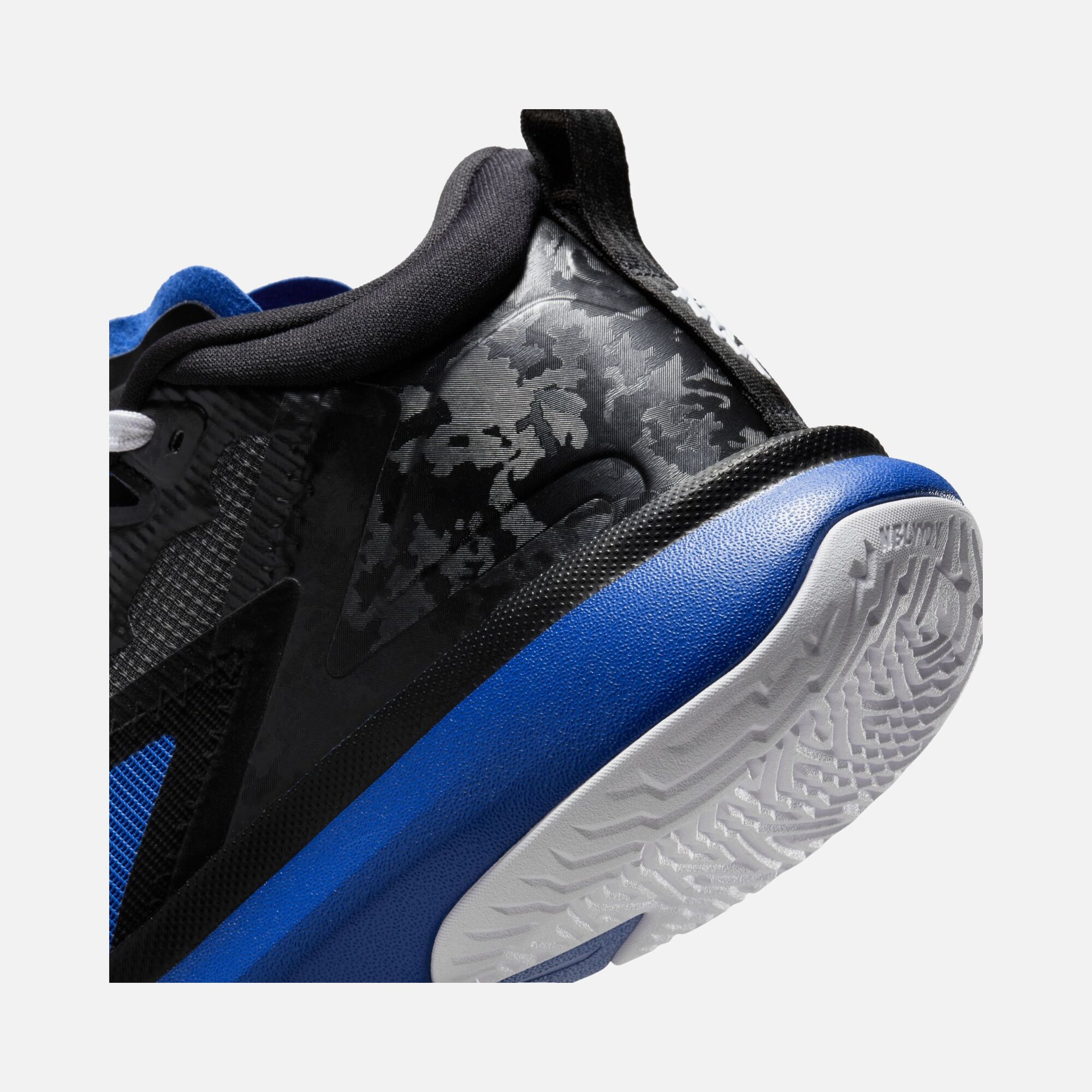 Nike Zion 1 Erkek Basketbol Ayakkabısı