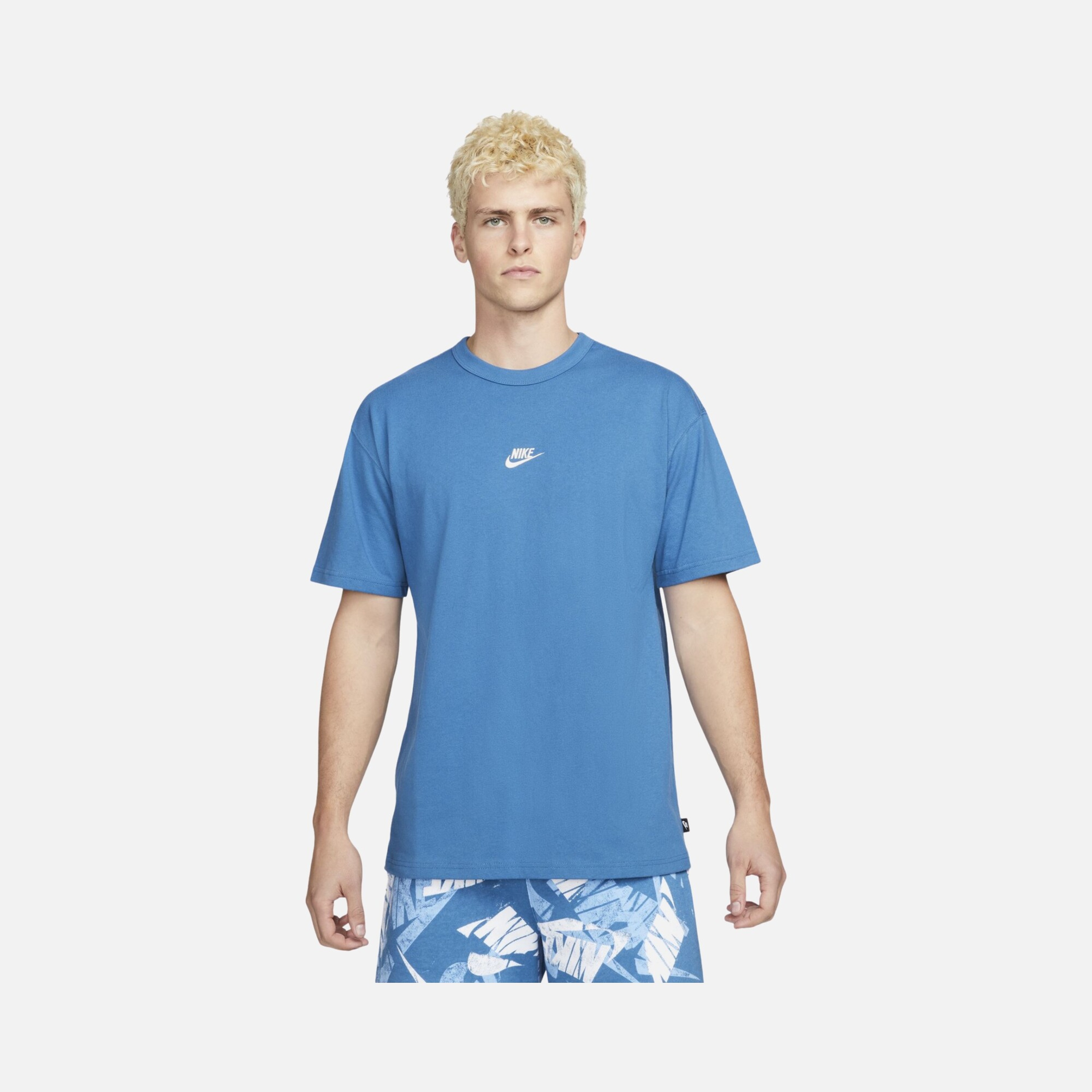 Nike Sportswear Premium Essentials Short-Sleeve Erkek Tişört
