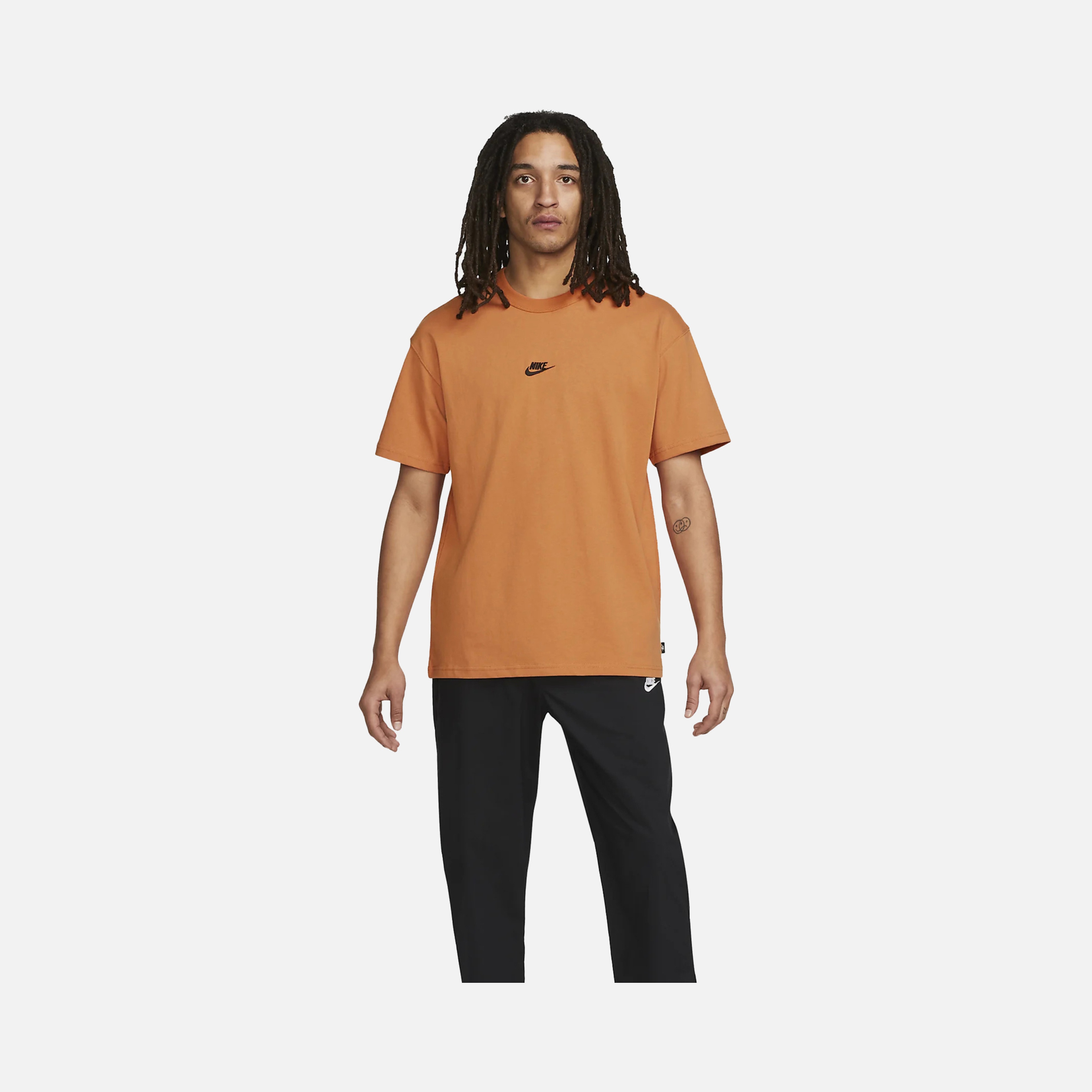 Nike Sportswear Premium Essentials Short-Sleeve Erkek Tişört