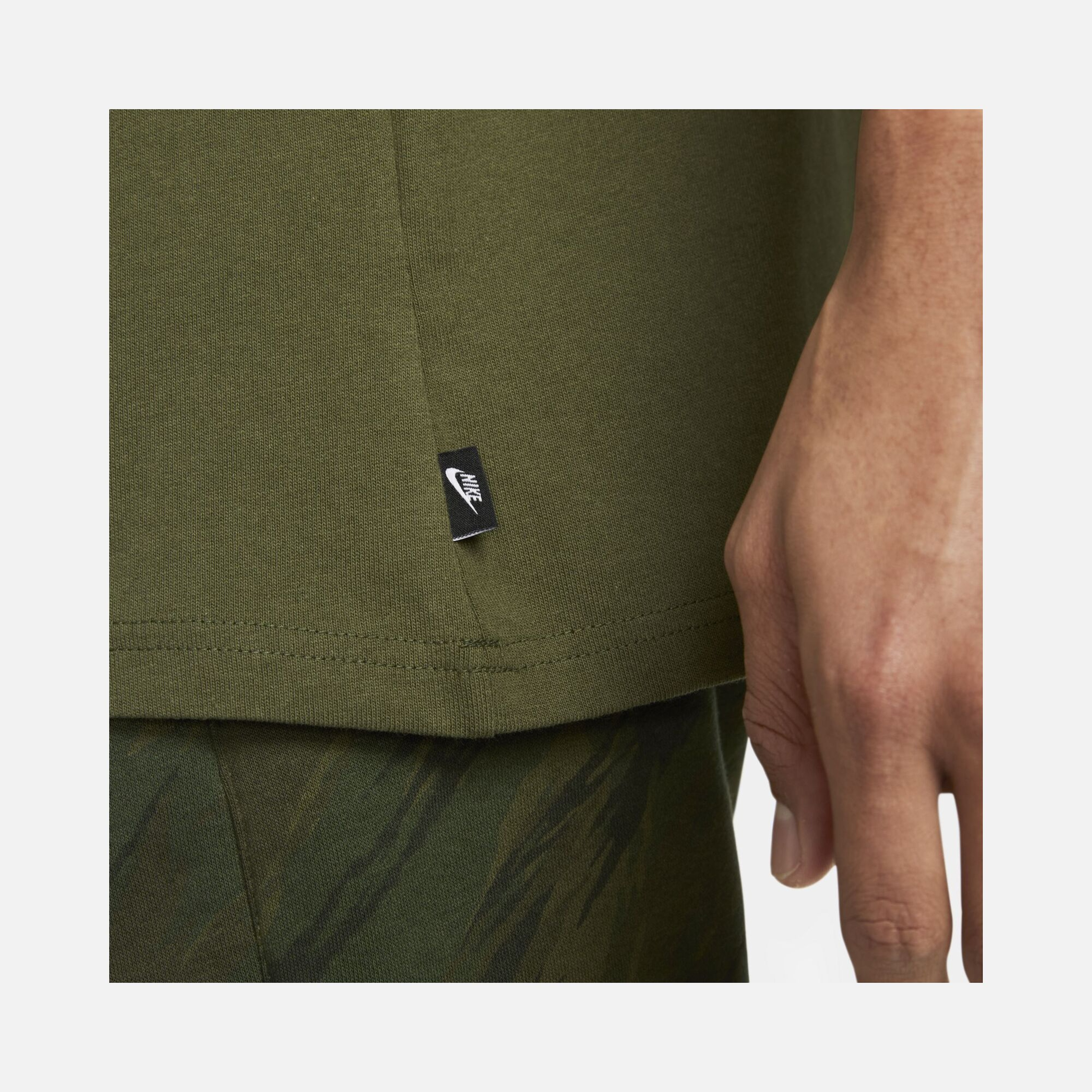 Nike Sportswear Premium Essentials Short-Sleeve Erkek Tişört