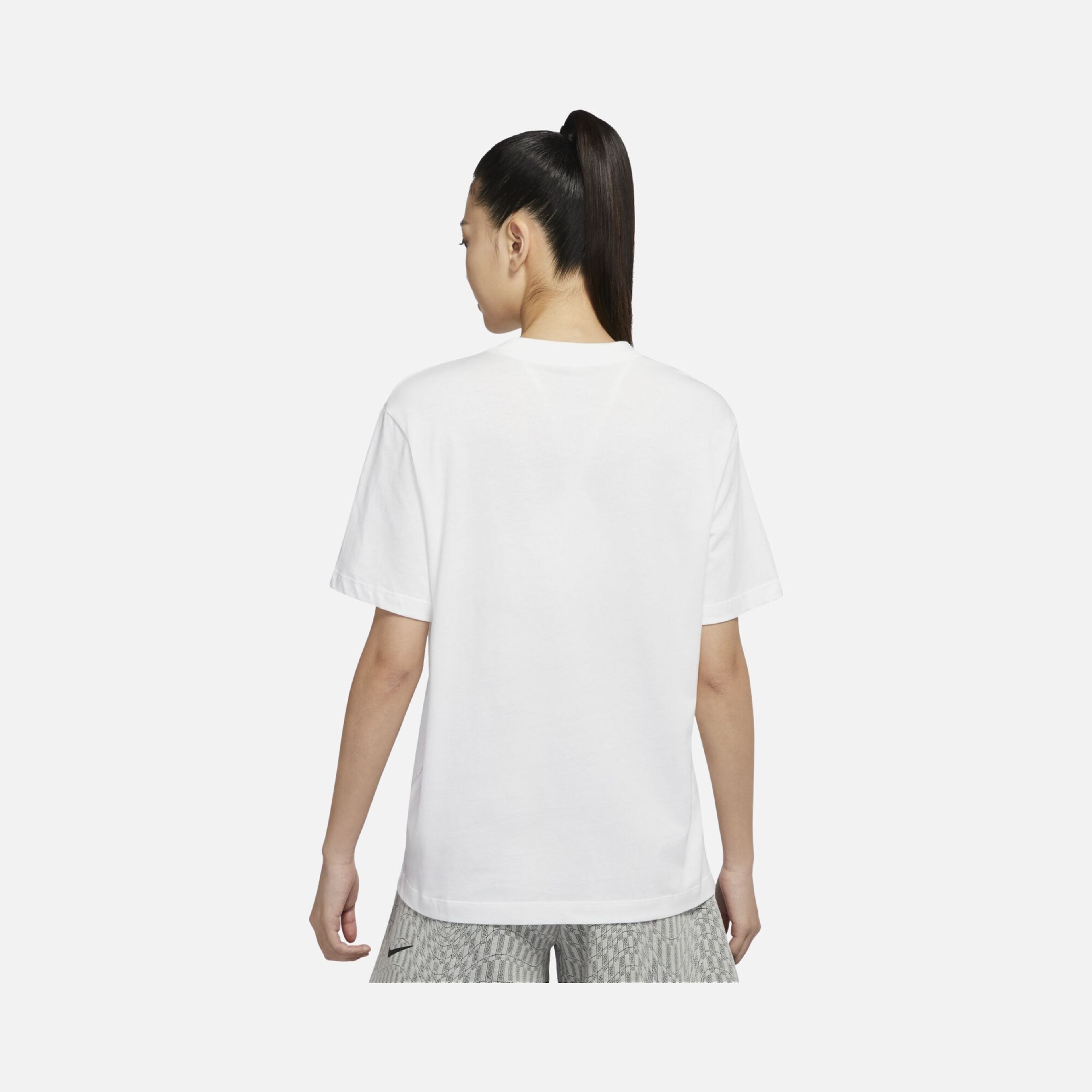 Nike Sportswear Essentials Short-Sleeve Kadın Tişört