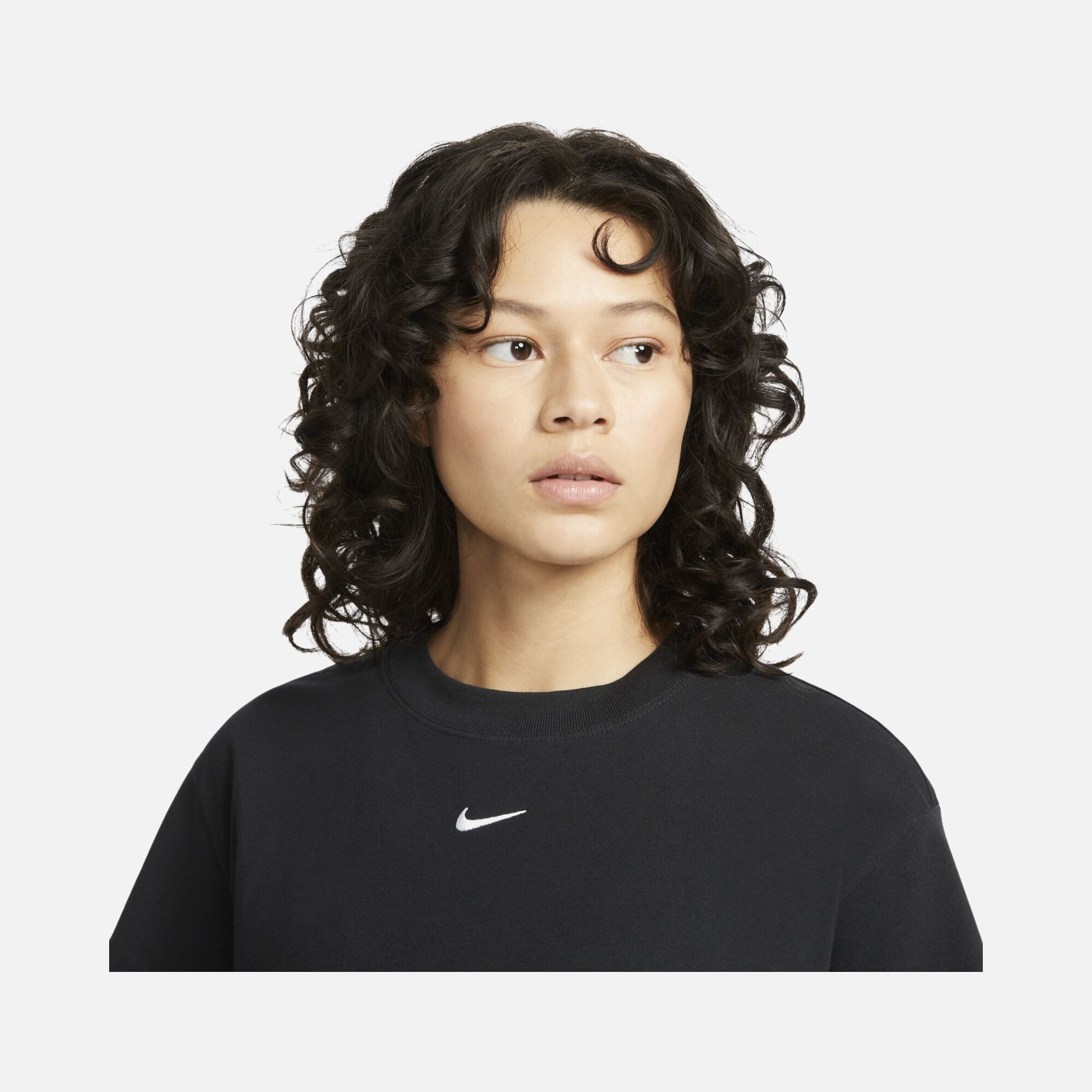 Nike Sportswear Essentials Short-Sleeve Kadın Tişört