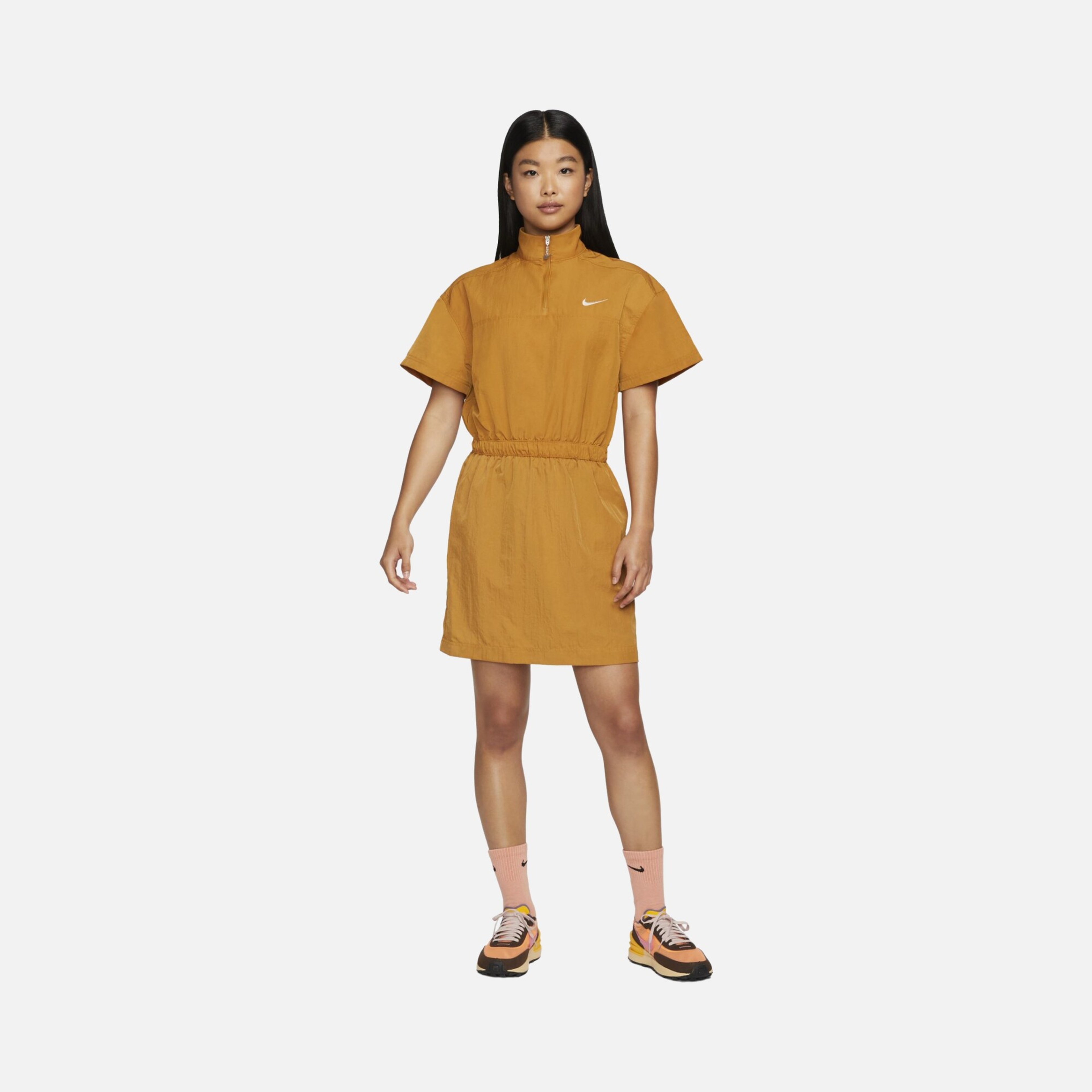 Nike Sportswear Swoosh Woven Half-Zip Short-Sleeve Kadın Elbise