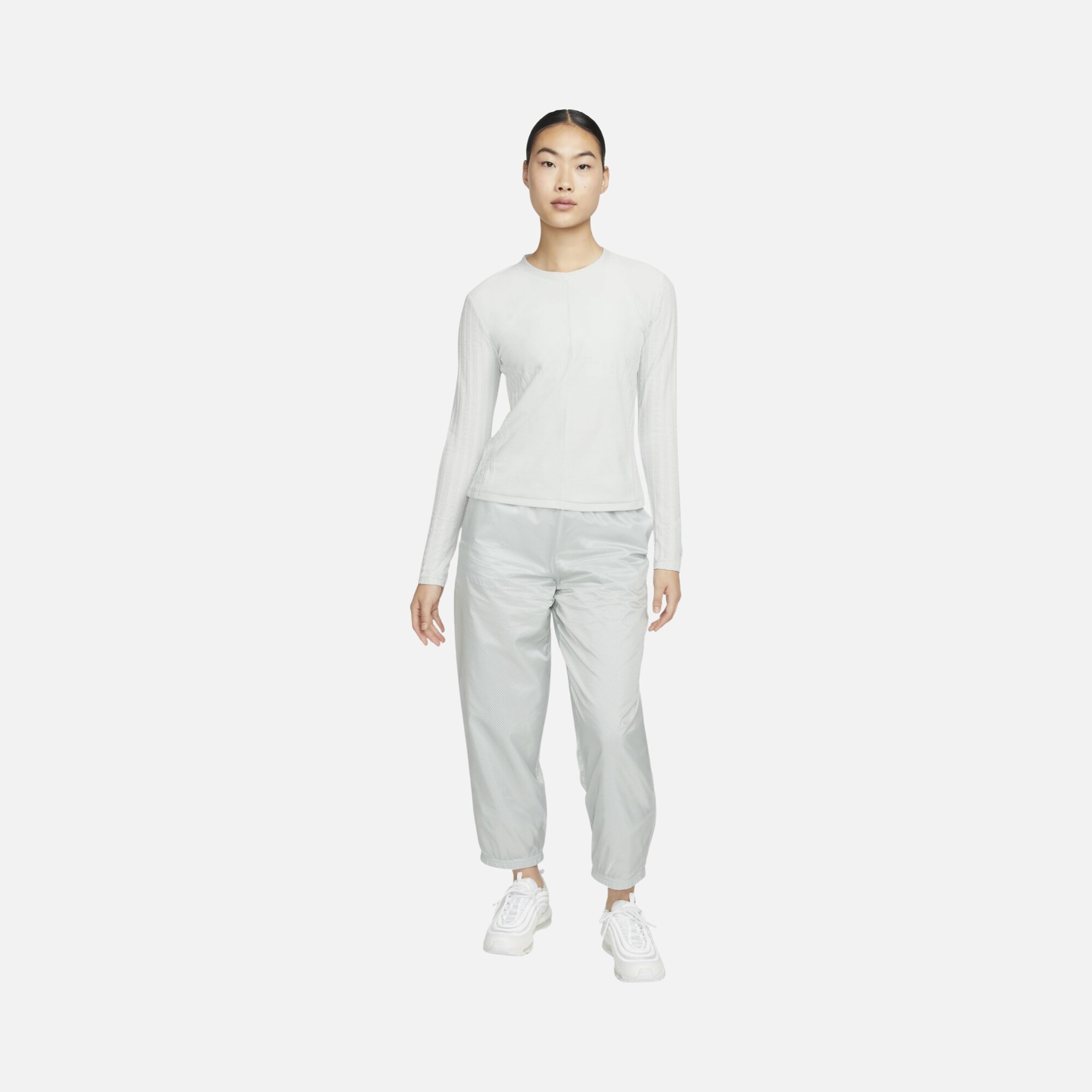 Nike Sportswear Dri-Fit ADV Tech Pack Long-Sleeve Kadın Tişört