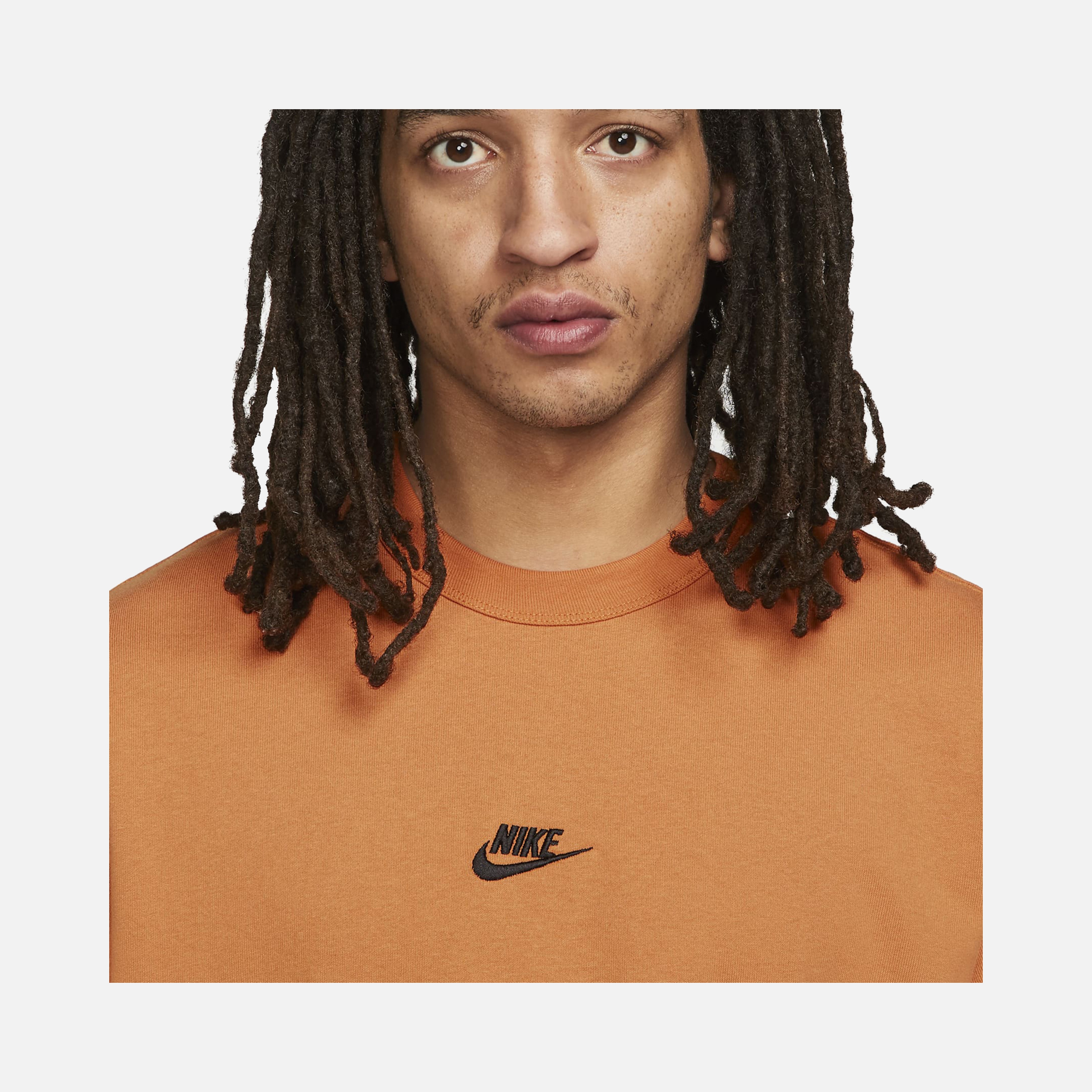 Nike Sportswear Premium Essentials Short-Sleeve Erkek Tişört