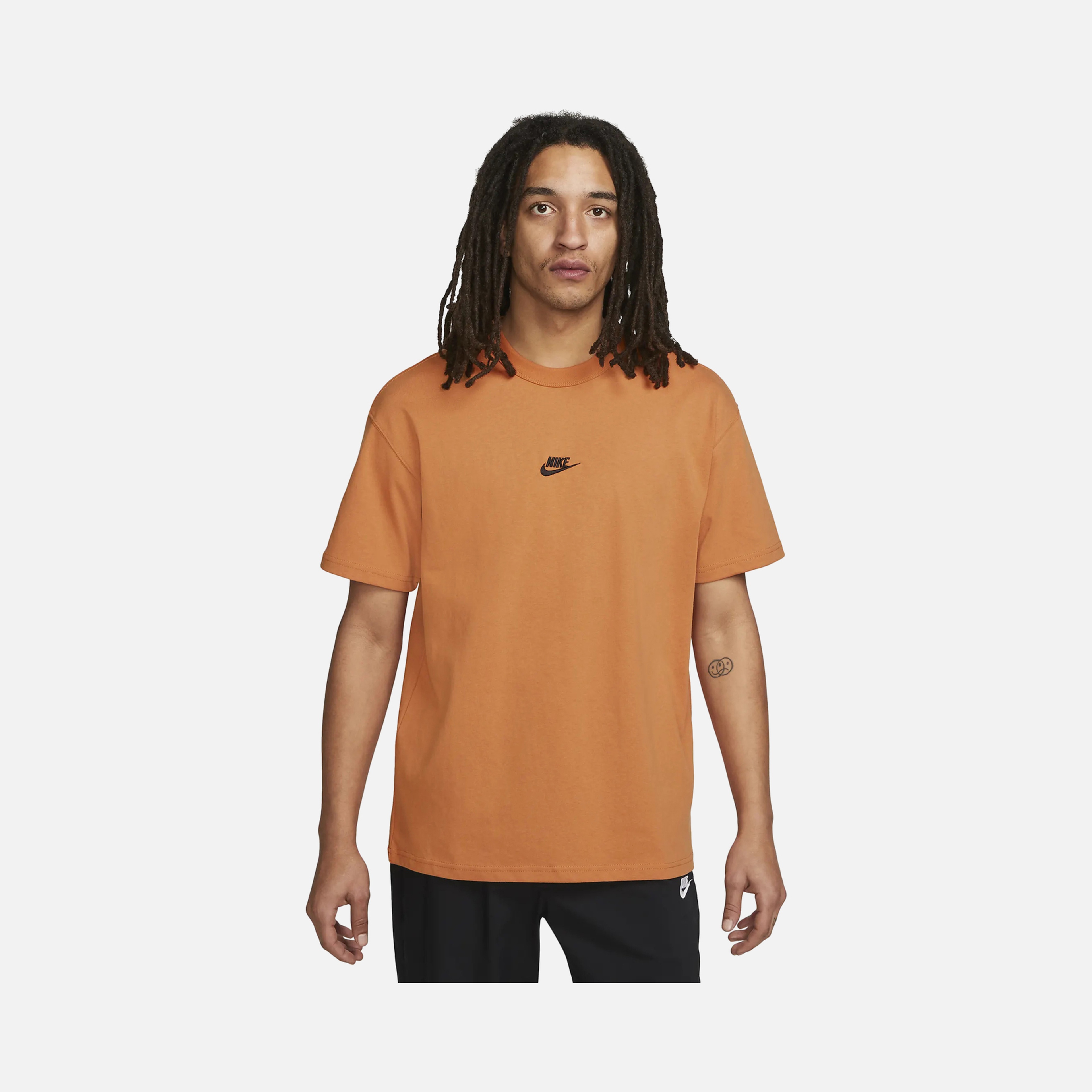 Nike Sportswear Premium Essentials Short-Sleeve Erkek Tişört