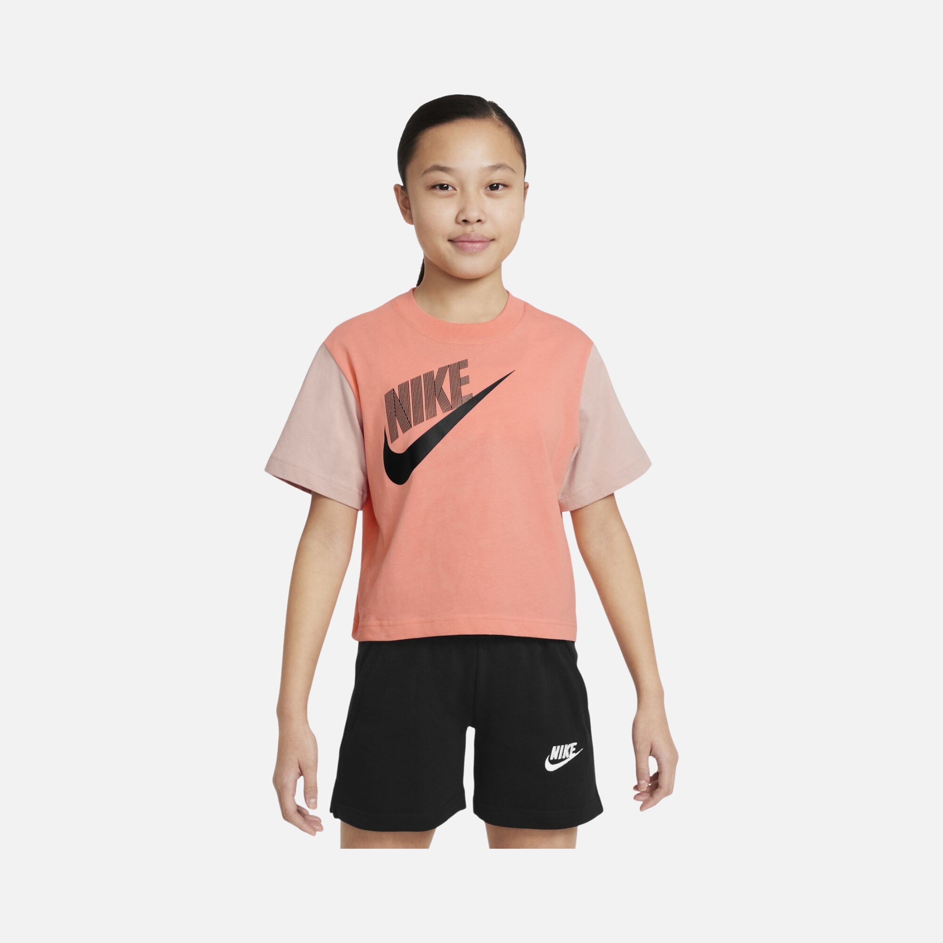Nike Sportswear Essential Boxy Dance Short-Sleeve (Girls') Çocuk Tişört