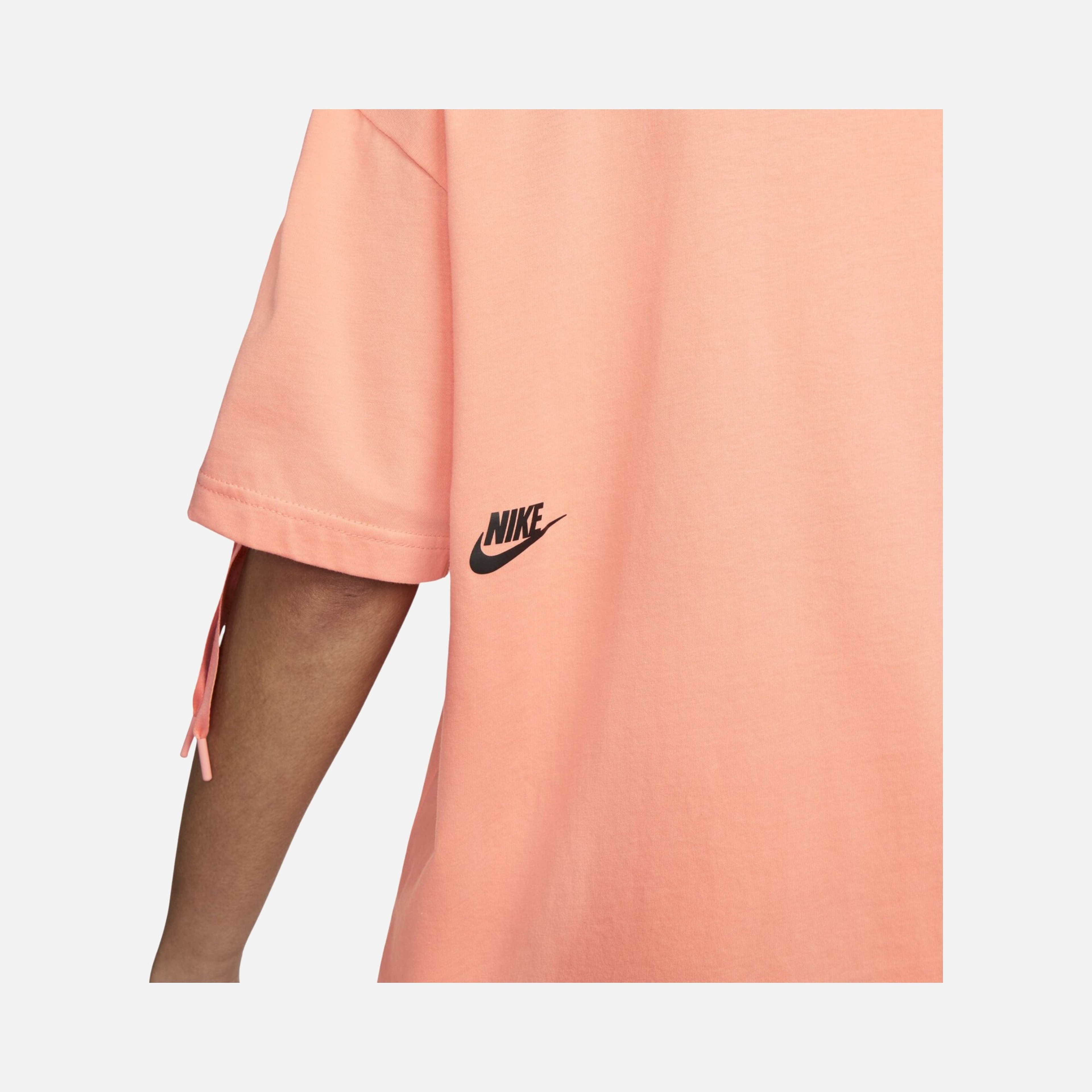 Nike Sportswear Dance Short-Sleeve Kadın Tişört
