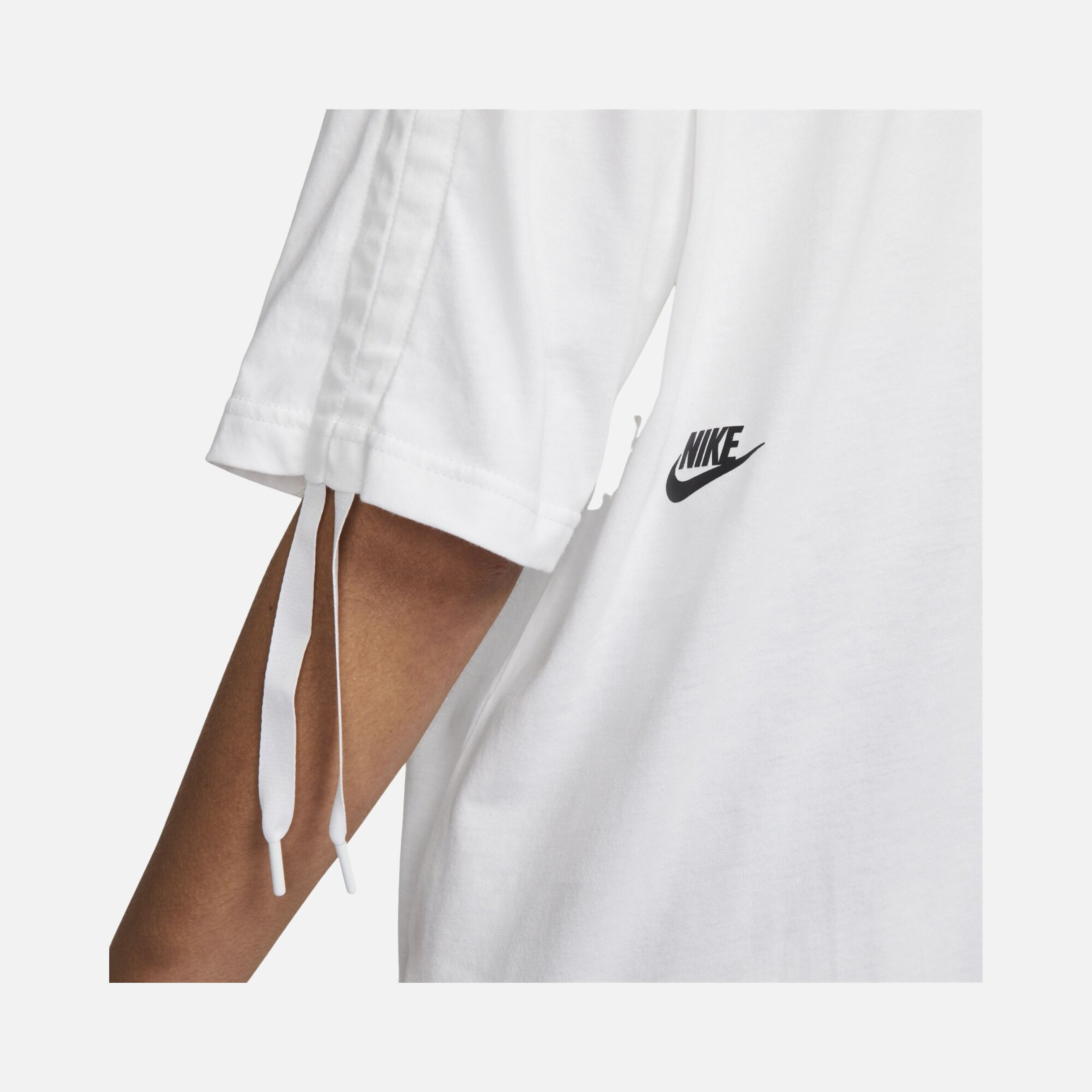 Nike Sportswear Dance Short-Sleeve Kadın Tişört