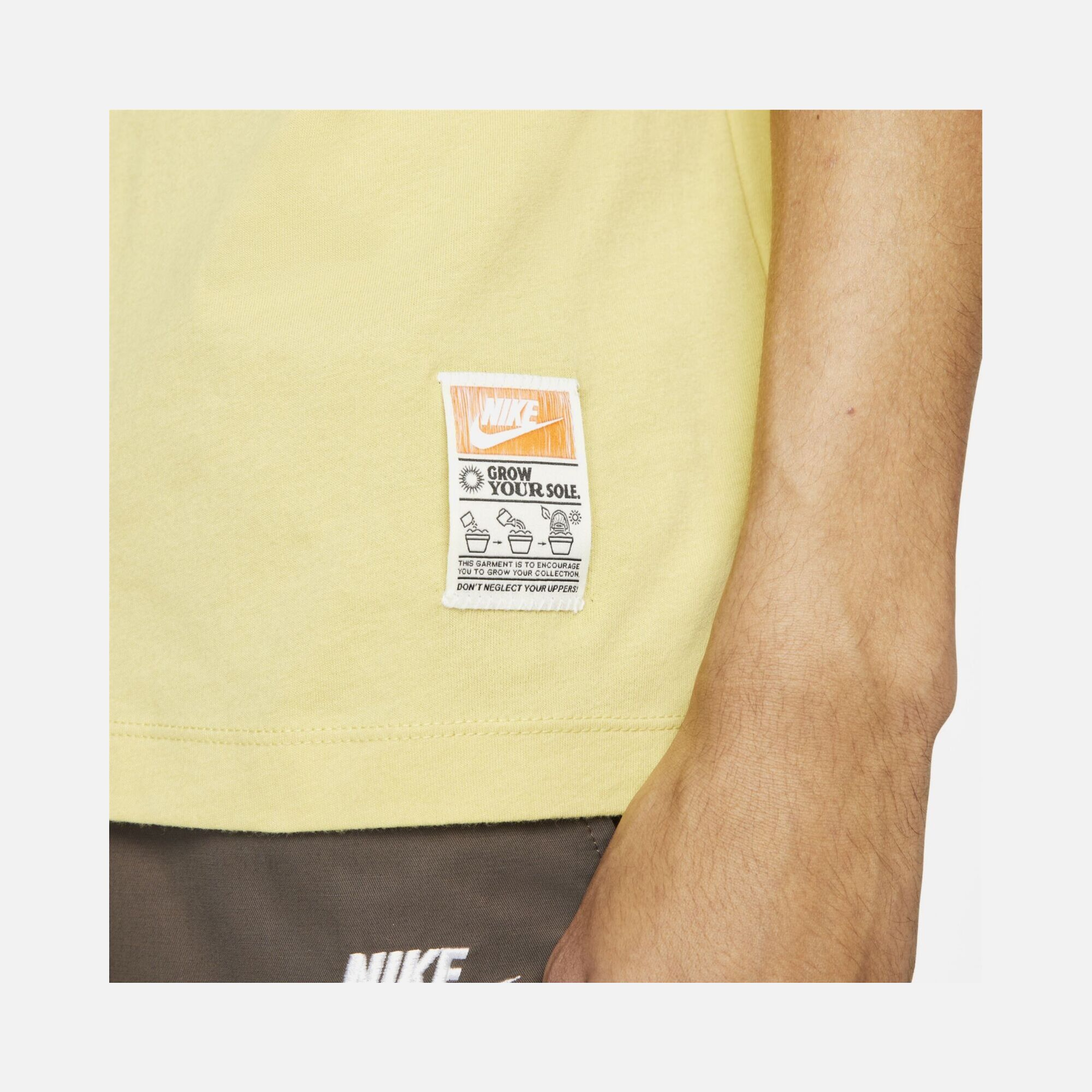 Nike Sportswear Sole 2 Short-Sleeve Erkek Tişört